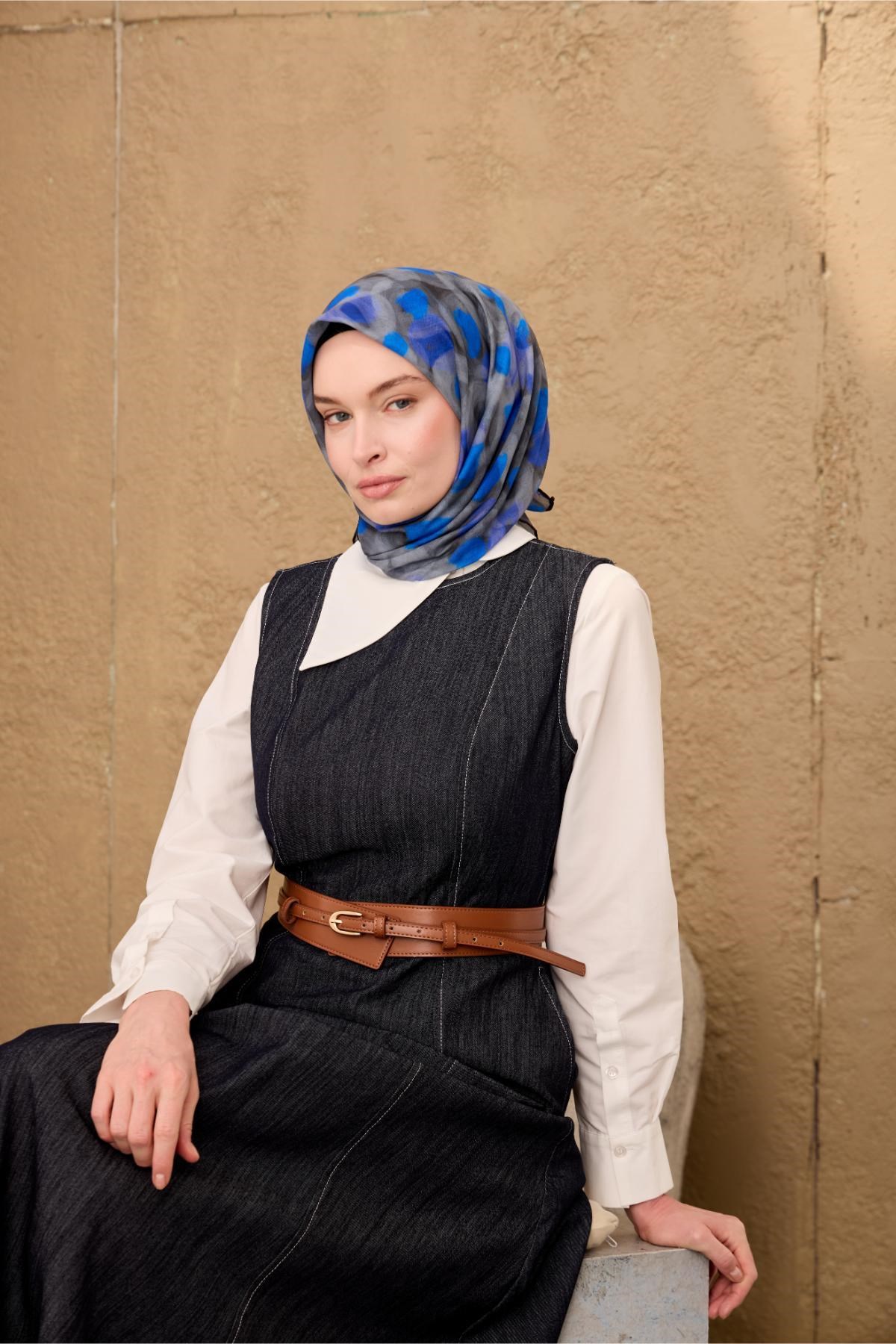 İnce Pamuk Soft Eşarp Siyah-Füme-Gri-Saks Desenli Kaymaz Dokulu Nefes Alan 90x90