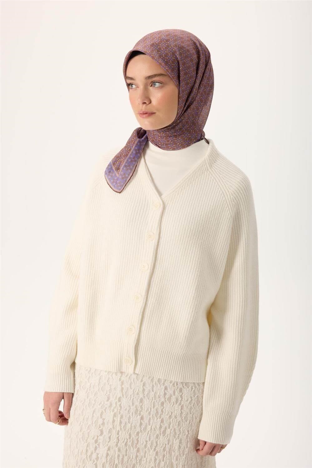 İnce Pamuk Soft Eşarp Violet-Kahverengi Vizon Desenli Kaymaz Dokulu Nefes Alan 90x90