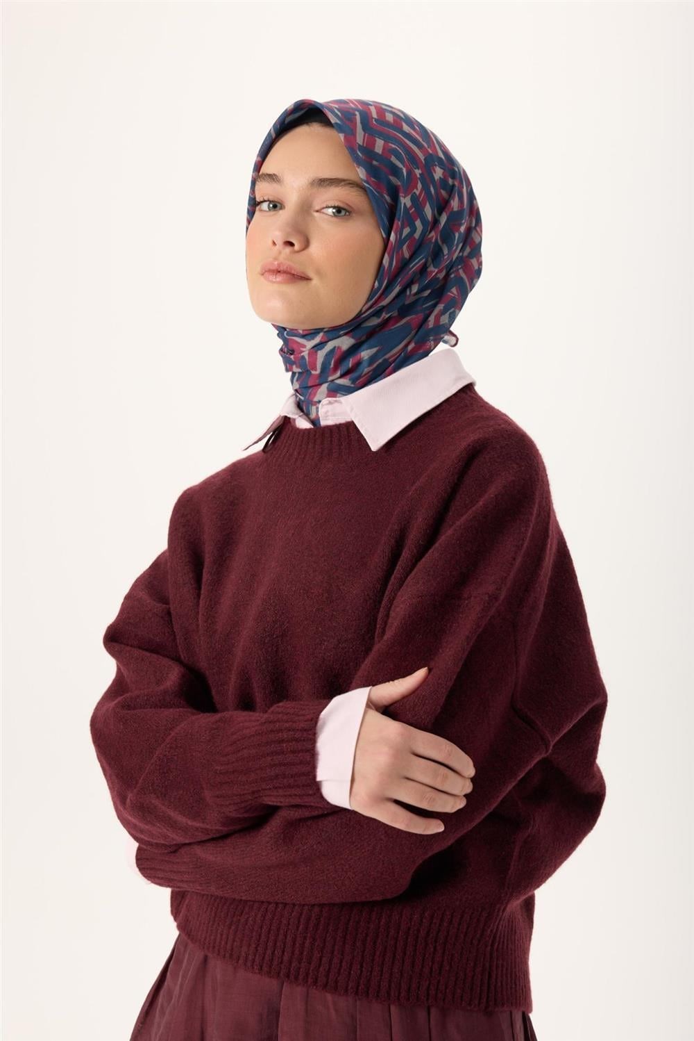 İnce Pamuk Soft Eşarp Vizon Lacivert Vişne Çürüğü Desenli Nefes Alan 90x90