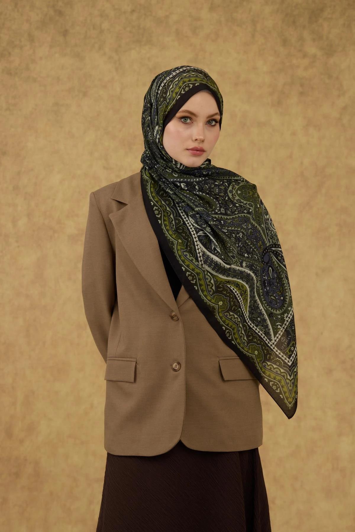 İpekhan Soft Şal Siyah Yeşil 3053-18