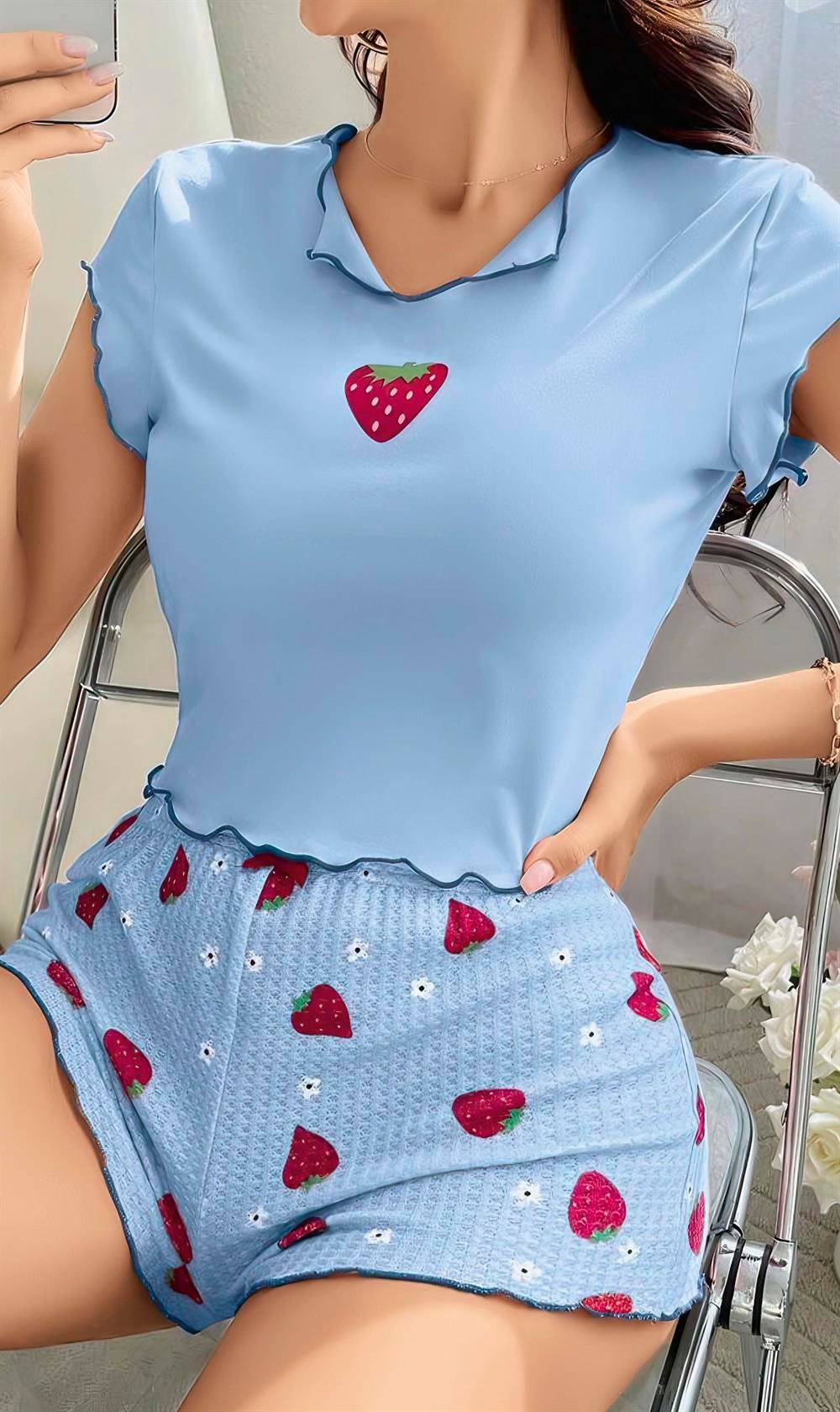 Kadın Mavi Çilek Desenli Askılı Şortlu Pijama Takım 6649