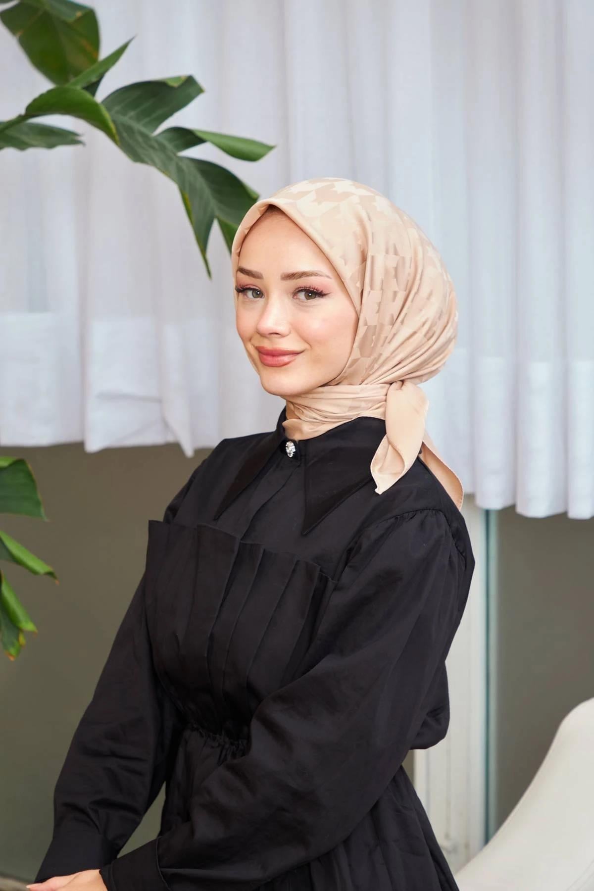 Kazayağı Jakarlı Eşarp Vizon 9901-13