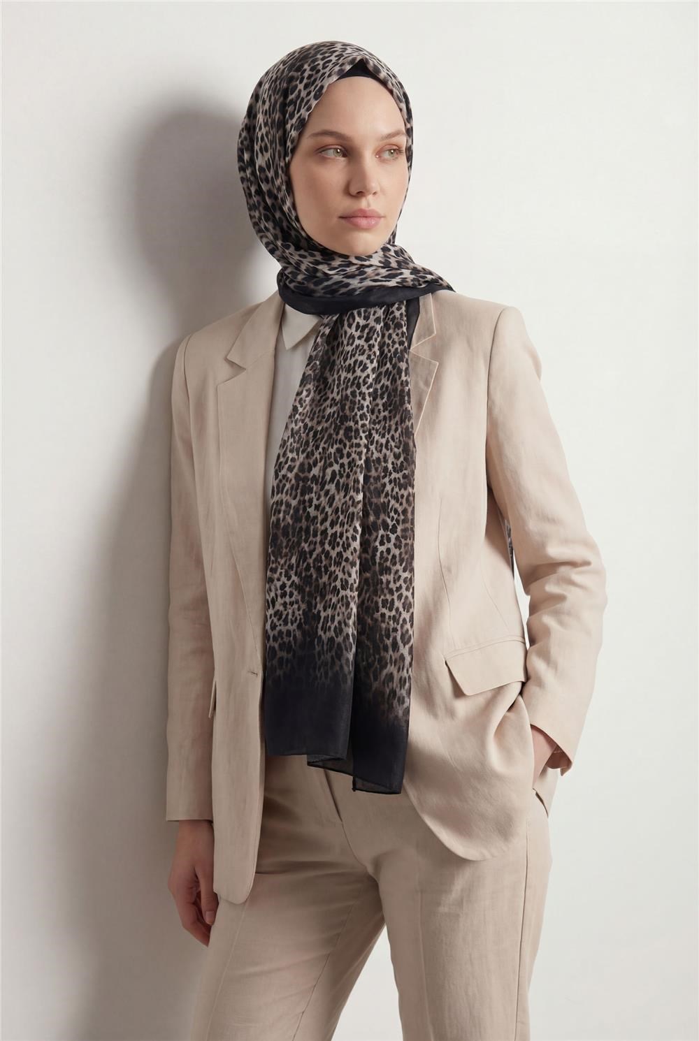 Leopar Desen Pamuklu Krem 90x200 Soft Şal