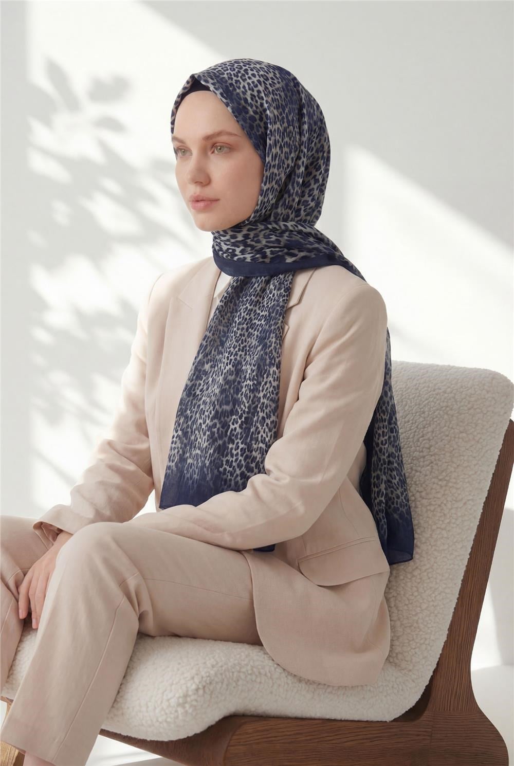 Leopar Desen Pamuklu Lacivert 90x200 Soft Şal