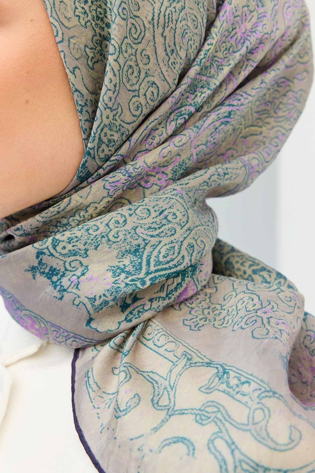 Monare Eşarp Etnik Motif Gri 90x90