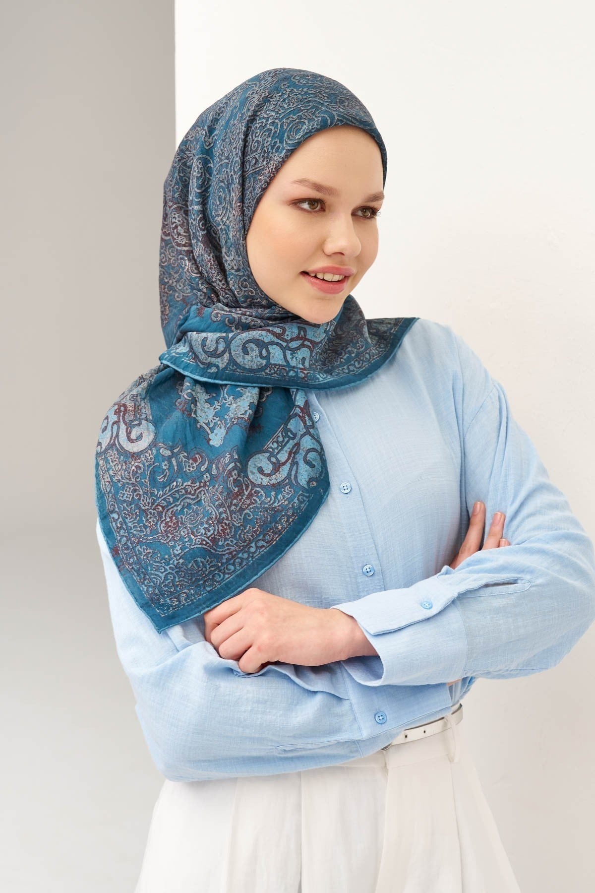 Monare Eşarp Etnik Motif Mavi 90x90