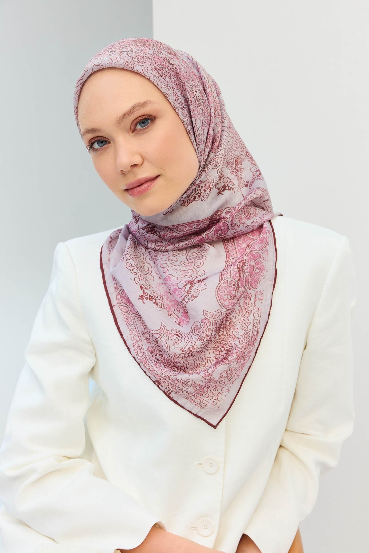 Monare Eşarp Etnik Motif Pudra 90x90
