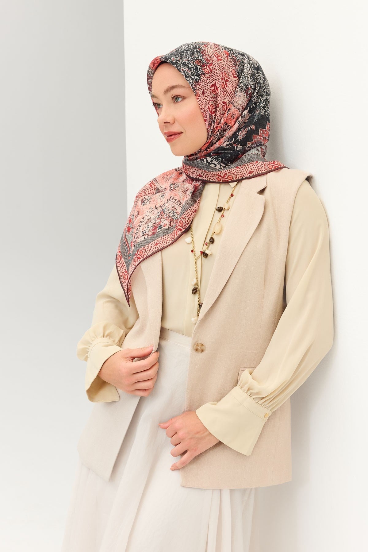 Monare Eşarp Modern Koyu Kırmızı 90x90