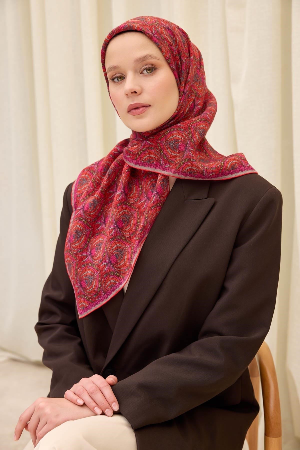 Monare Eşarp Tomurcuk Kırmızı 90x90