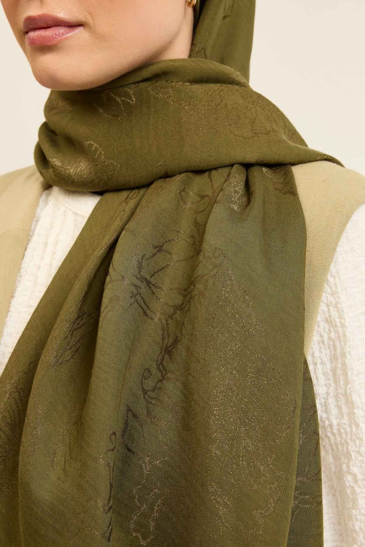 Naia Pamuk Şal Çiçek Desen Yeşil