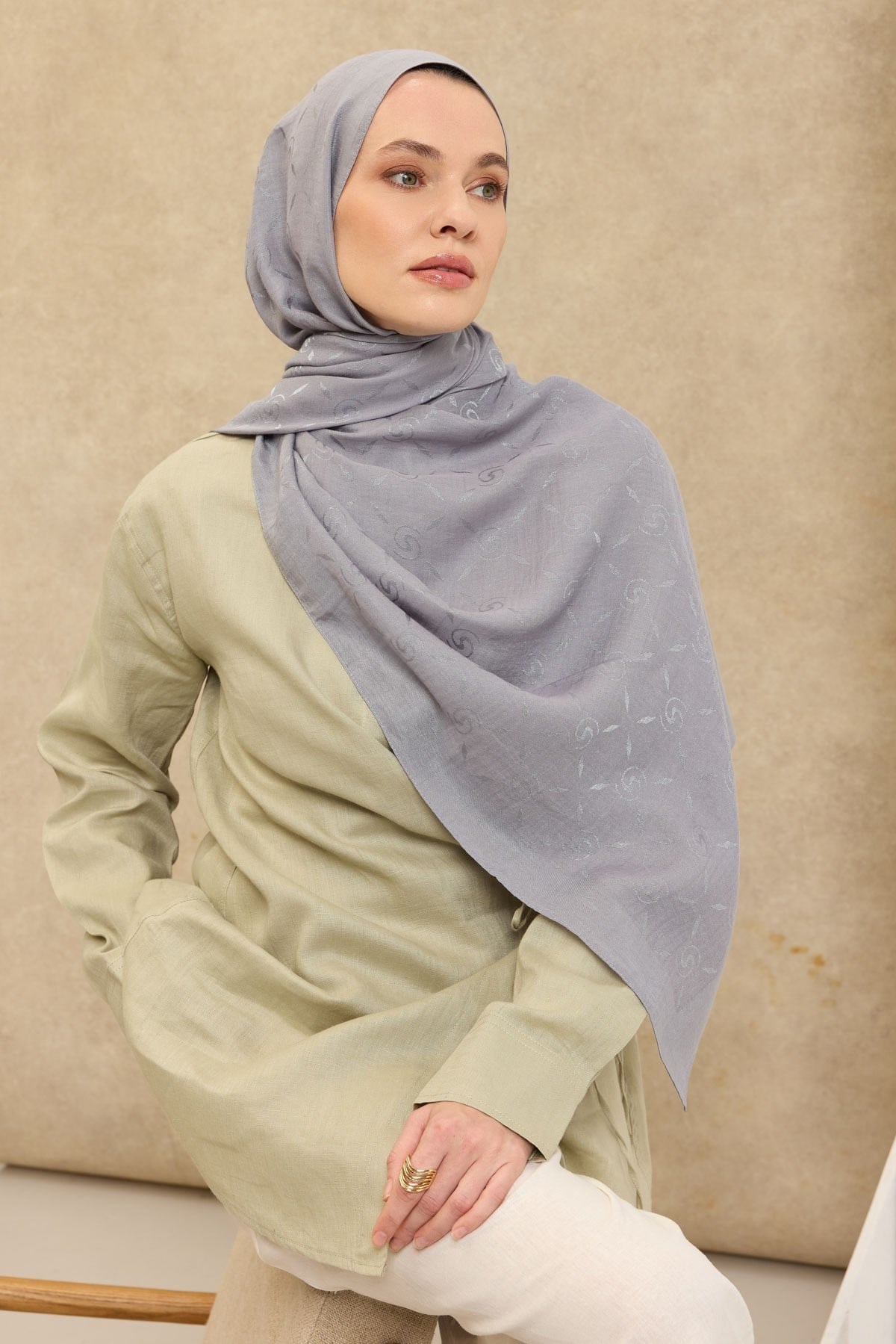 Naia Pamuk Şal Maxi Monogram Gri
