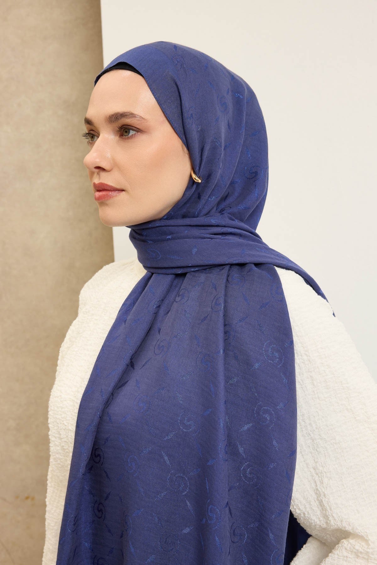 Naia Pamuk Şal Maxi Monogram Saks