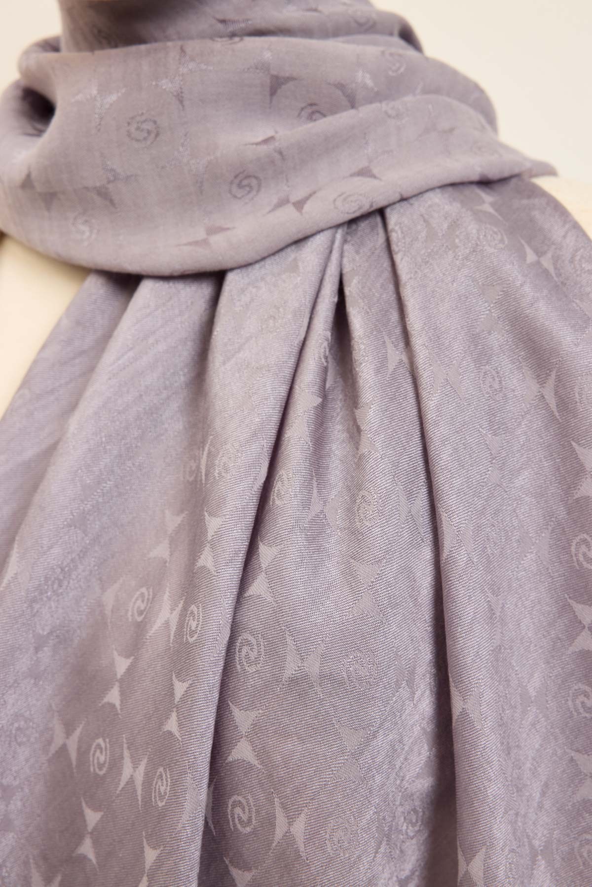 Naia Pamuk Şal Mini Monogram Gümüş
