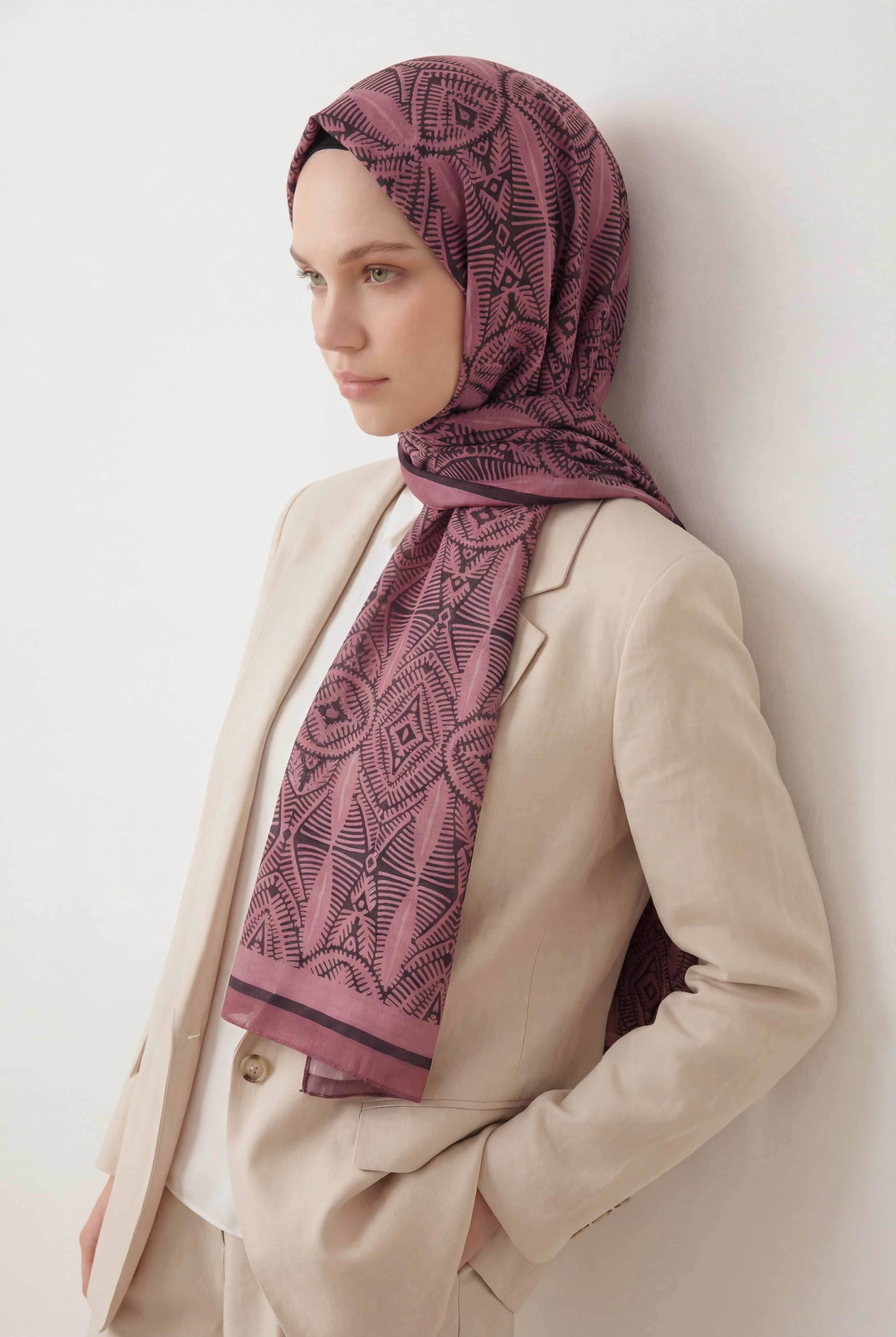 Nature Desen Koyu Pembe  75X195 Soft Şal
