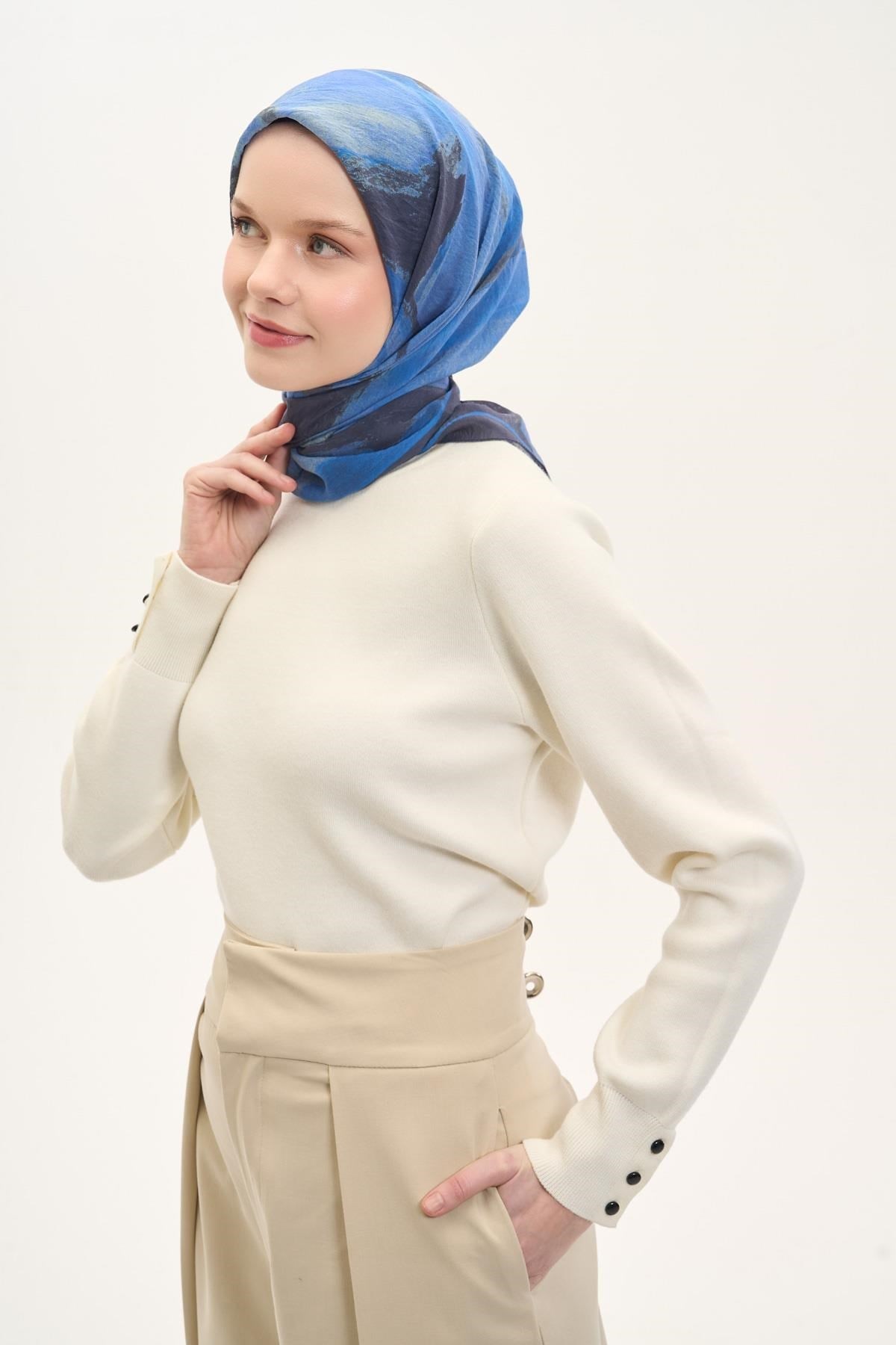 Olinda İpek Karışımlı Eşarp Soyut Desen Mavi 90x90