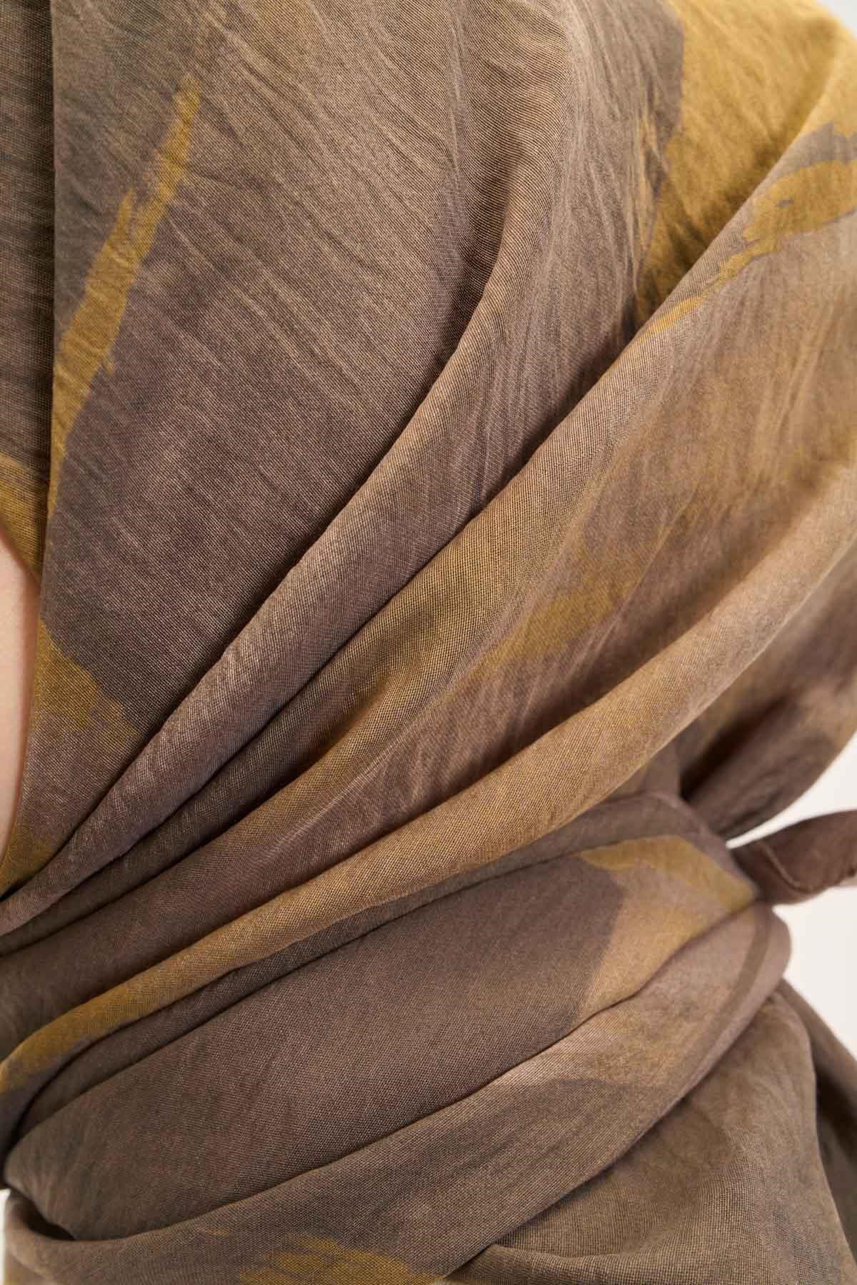 Olinda İpek Karışımlı Eşarp Soyut Desen Sütlü Kahve 90x90
