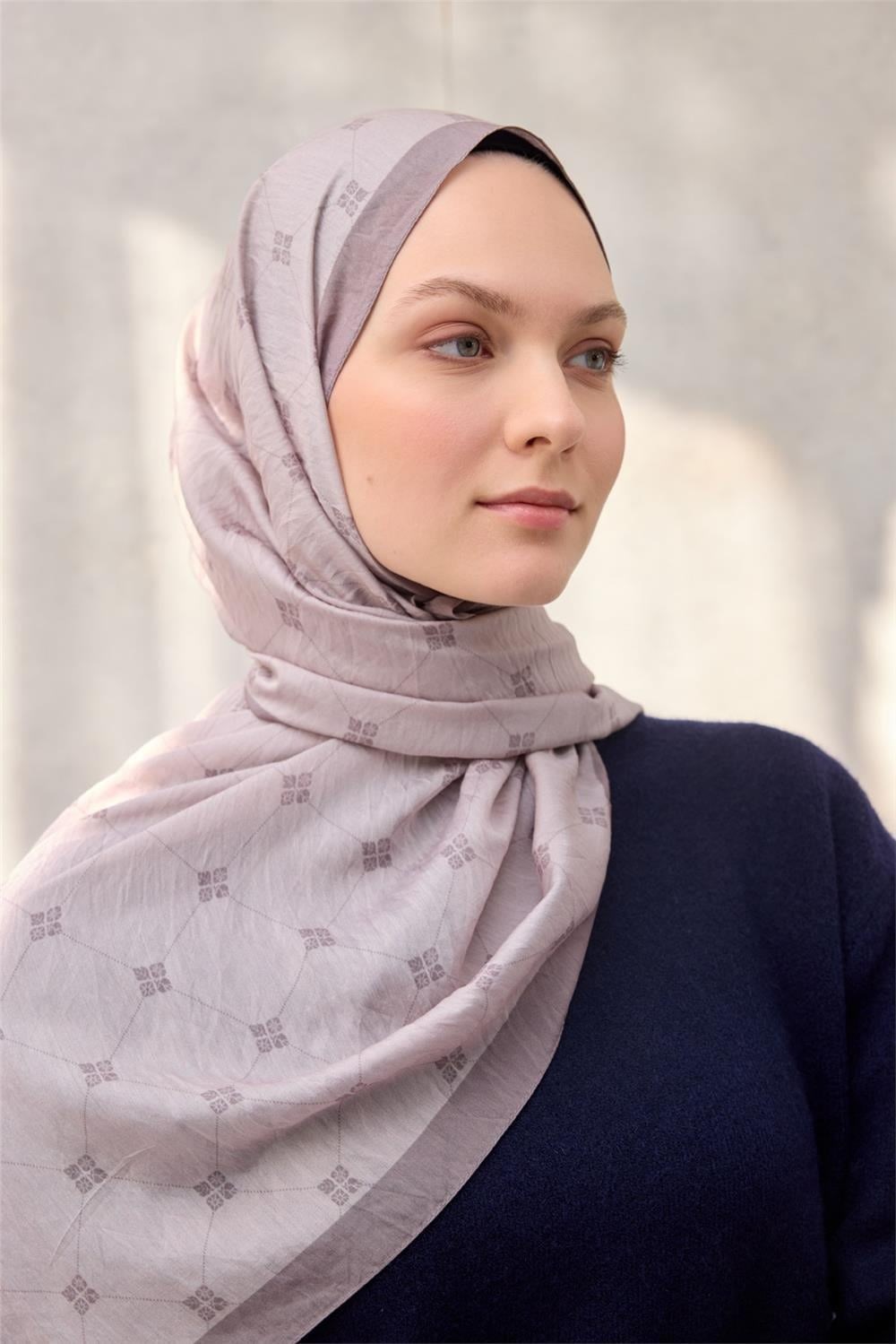 Olinda Şal Monogram Desen Leylak Rengi 75*195