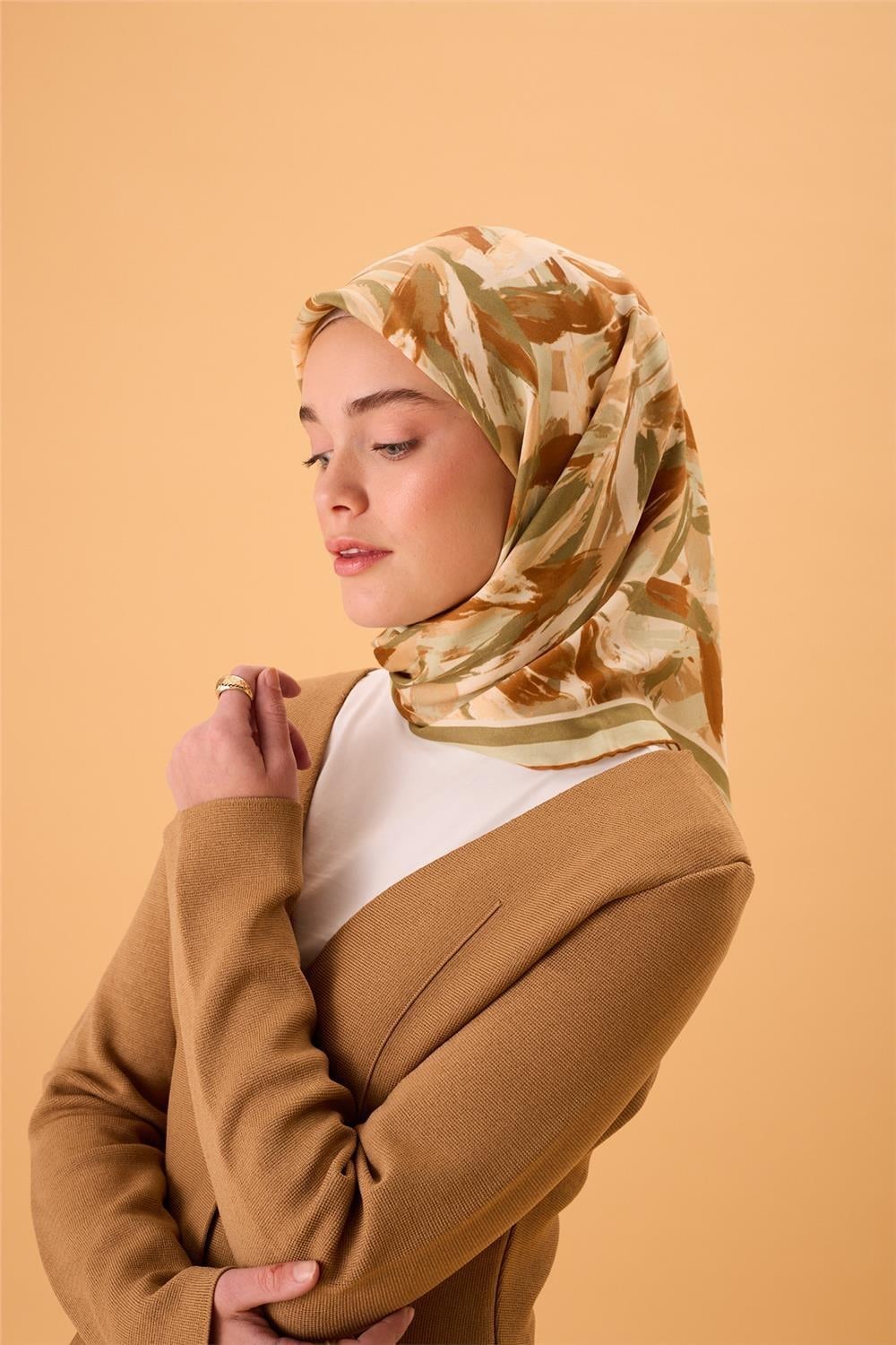 Organik Pamuk İpek Eşarp Mint Yeşili-Taba-Haki-Somon Desenli Kaymaz Tok Duruşlu 90x90