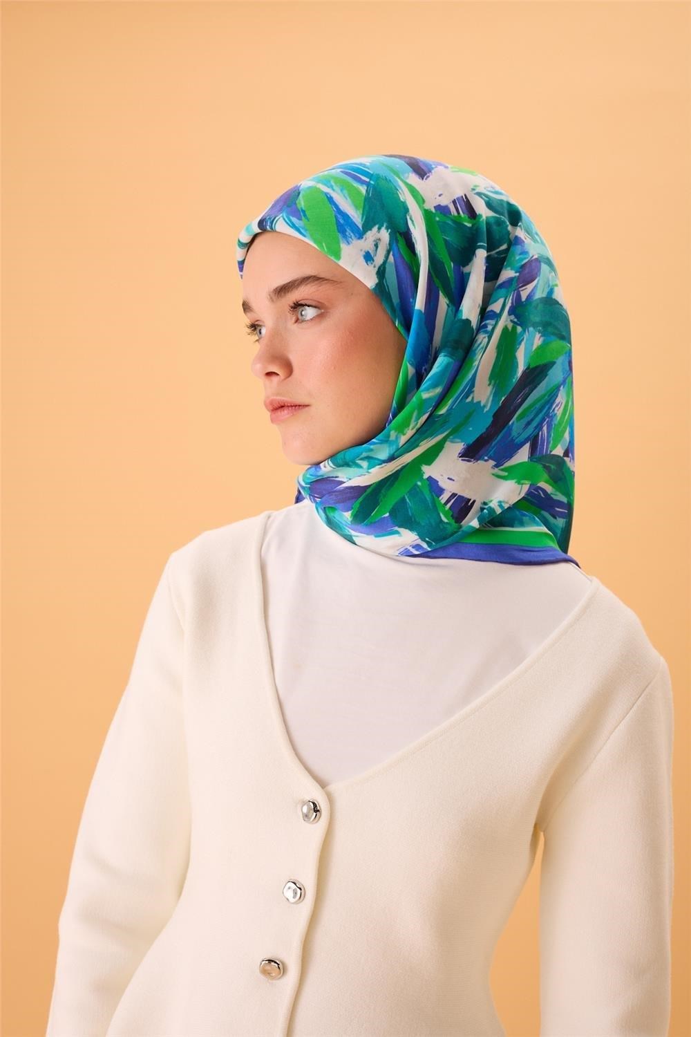 Organik Pamuk İpek Eşarp Morcivert-Lacivert-Patina Yeşili-Mavi-Bebe Mavi Desenli Kaymaz Tok Duruşlu 90x90