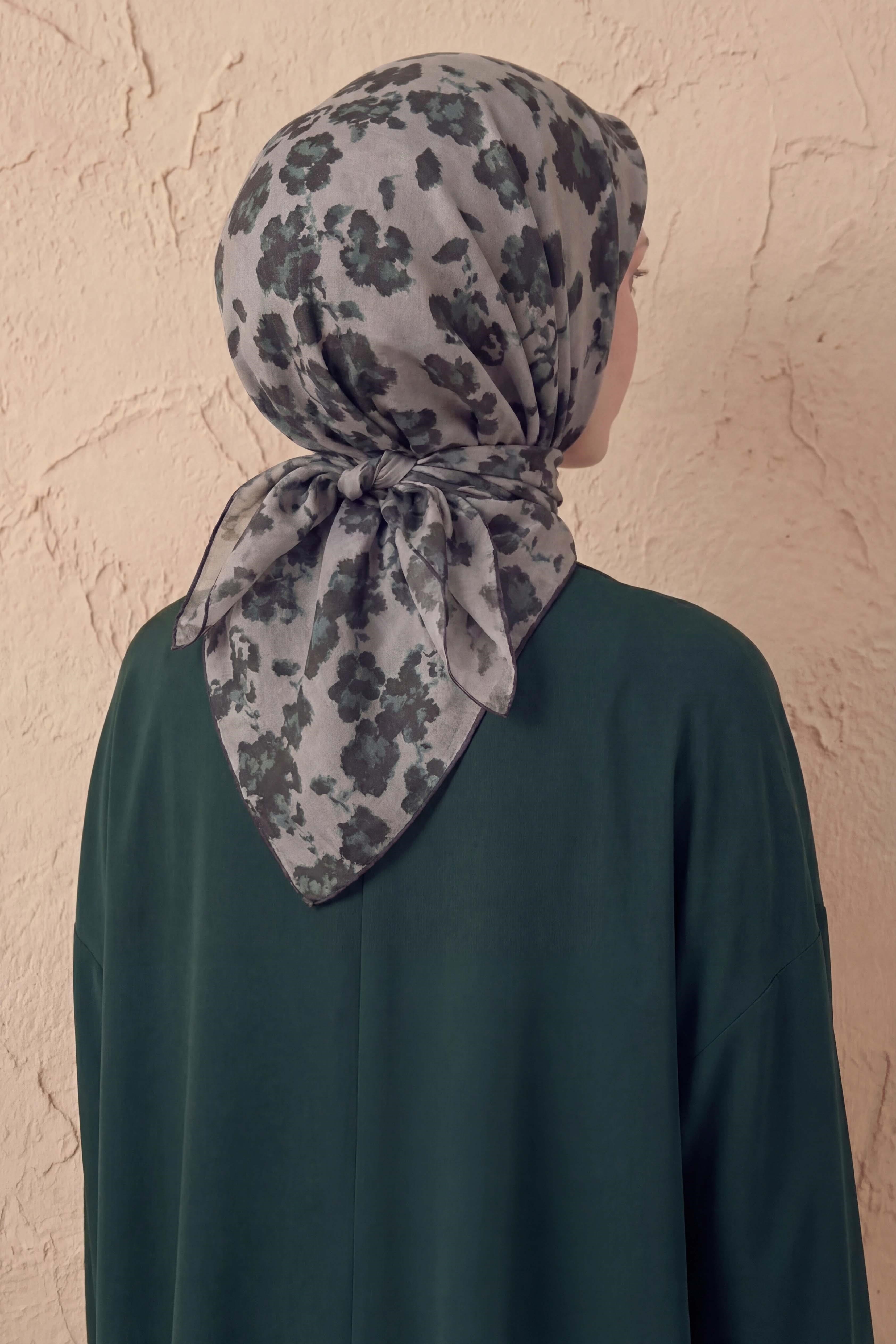 Pamuk Karışımlı Eşarp Çiçekli Desen Pembe Gri 90x90