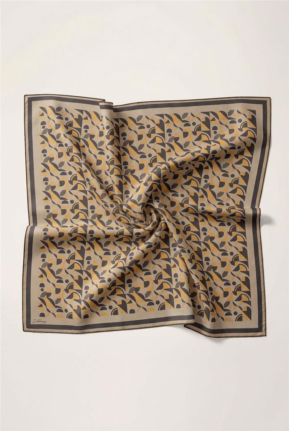 Pamuk Karışımlı Eşarp Haki Retro Geometrik Desenli Soft Dokulu Kaymaz 90x90