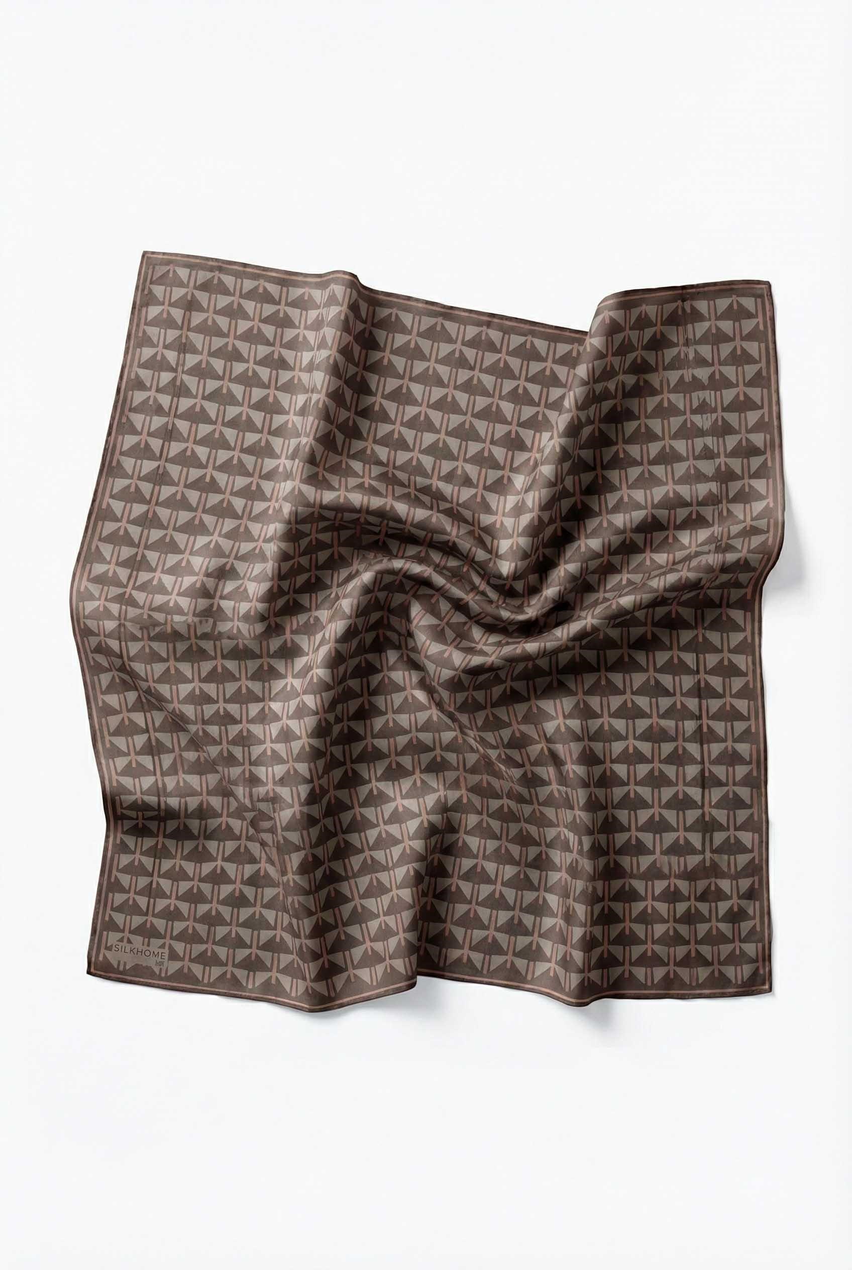 Pamuk Karışımlı Eşarp Siyah Geometrik Üçgen Desen Soft Dokulu Kaymaz 90X90