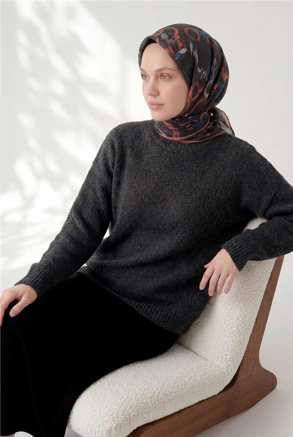 Pamuk Karışımlı Eşarp Siyah Soyut Geometrik Desenli Soft Dokulu Kaymaz 90x90