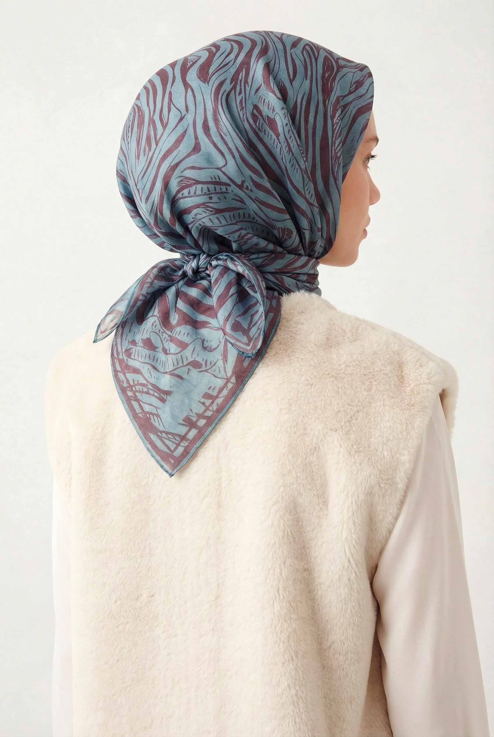 Pamuk Karışımlı Eşarp Turkuaz Zebra Desen Soft Dokulu Kaymaz 90X90