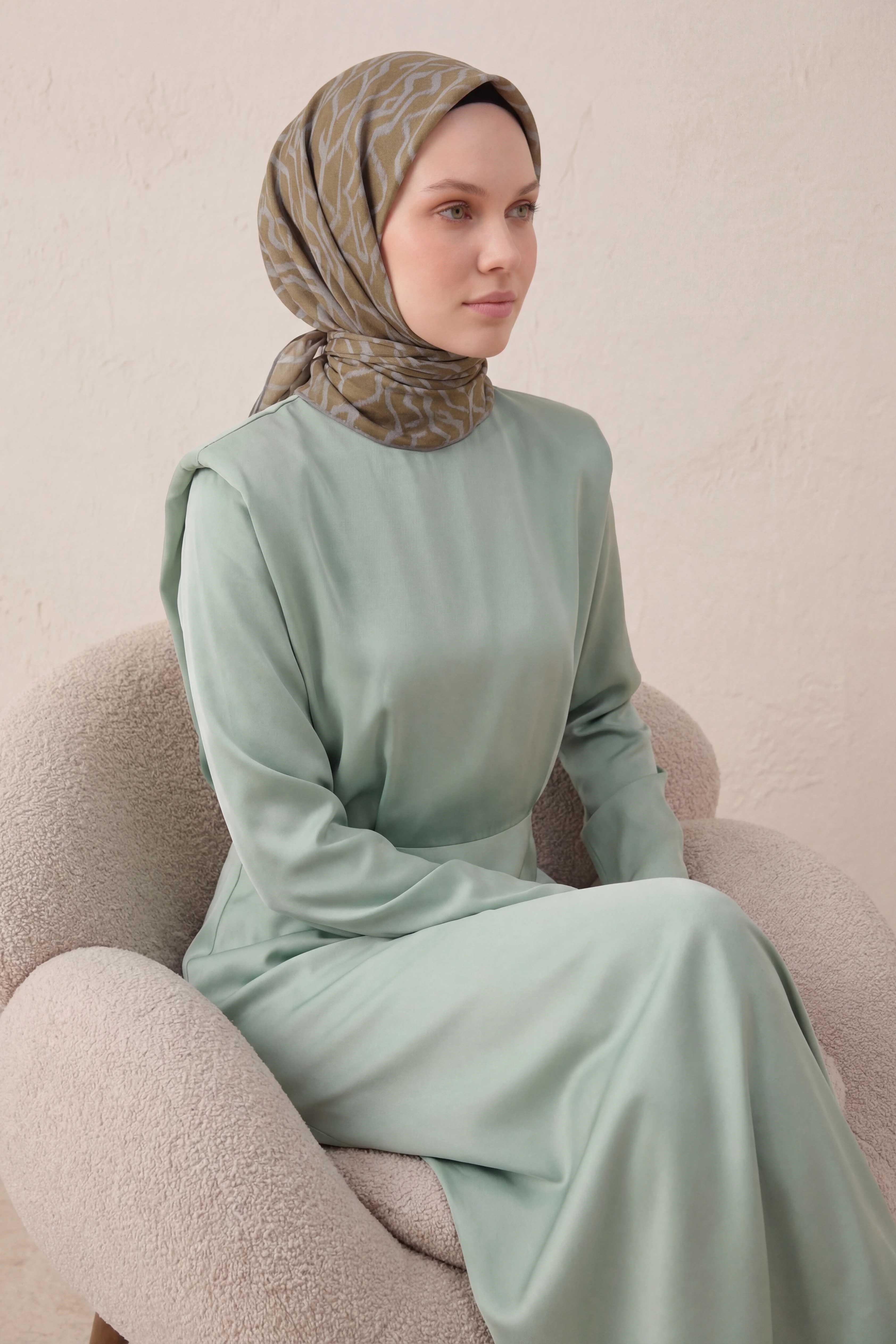 Pamuk Karışımlı Soft Eşarp Başak Desen Yağ Yeşili 90x90