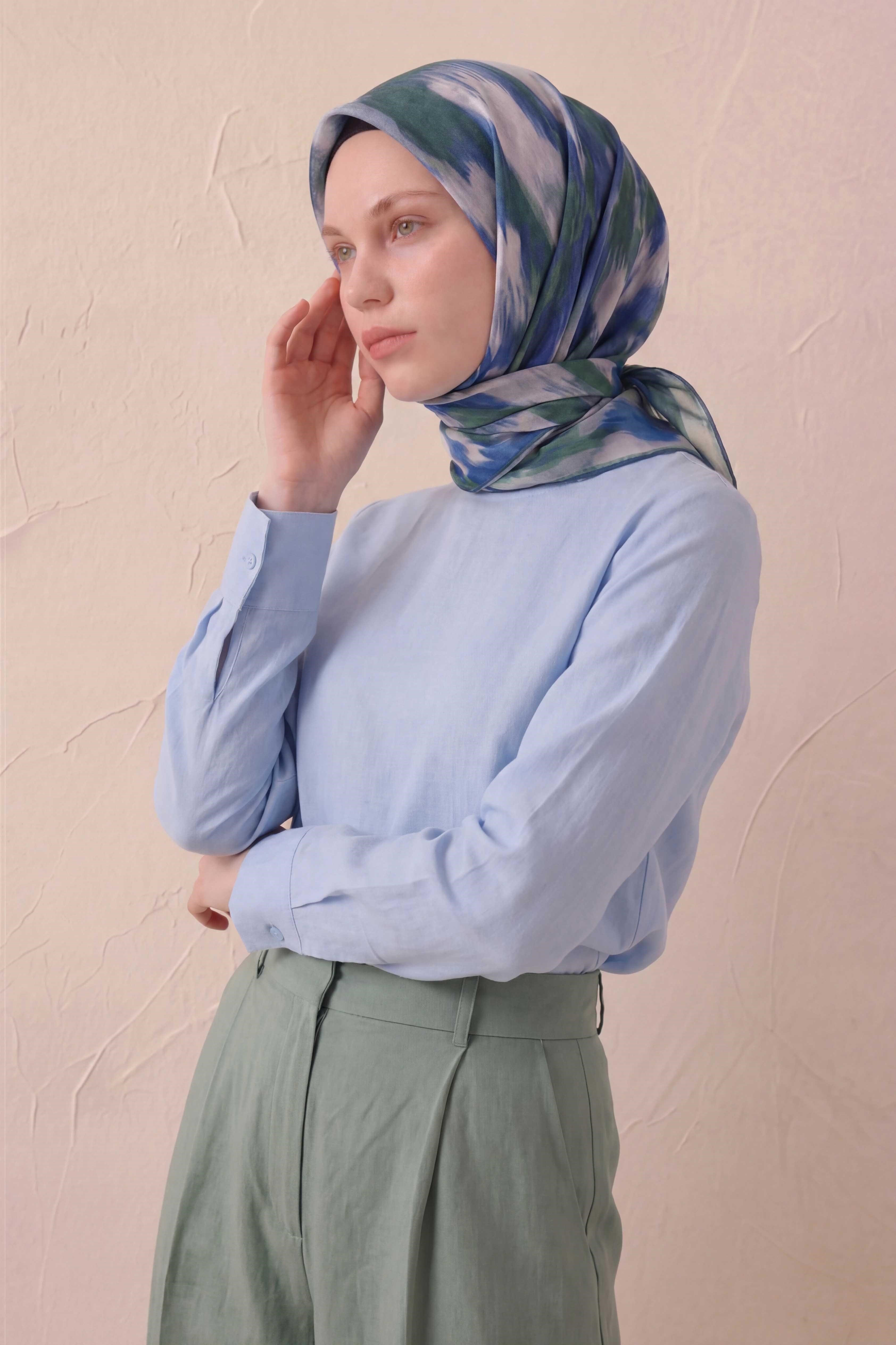 Pamuk Karışımlı Soft Eşarp Soyut Fırça Desen Kırık Beyaz 90X90