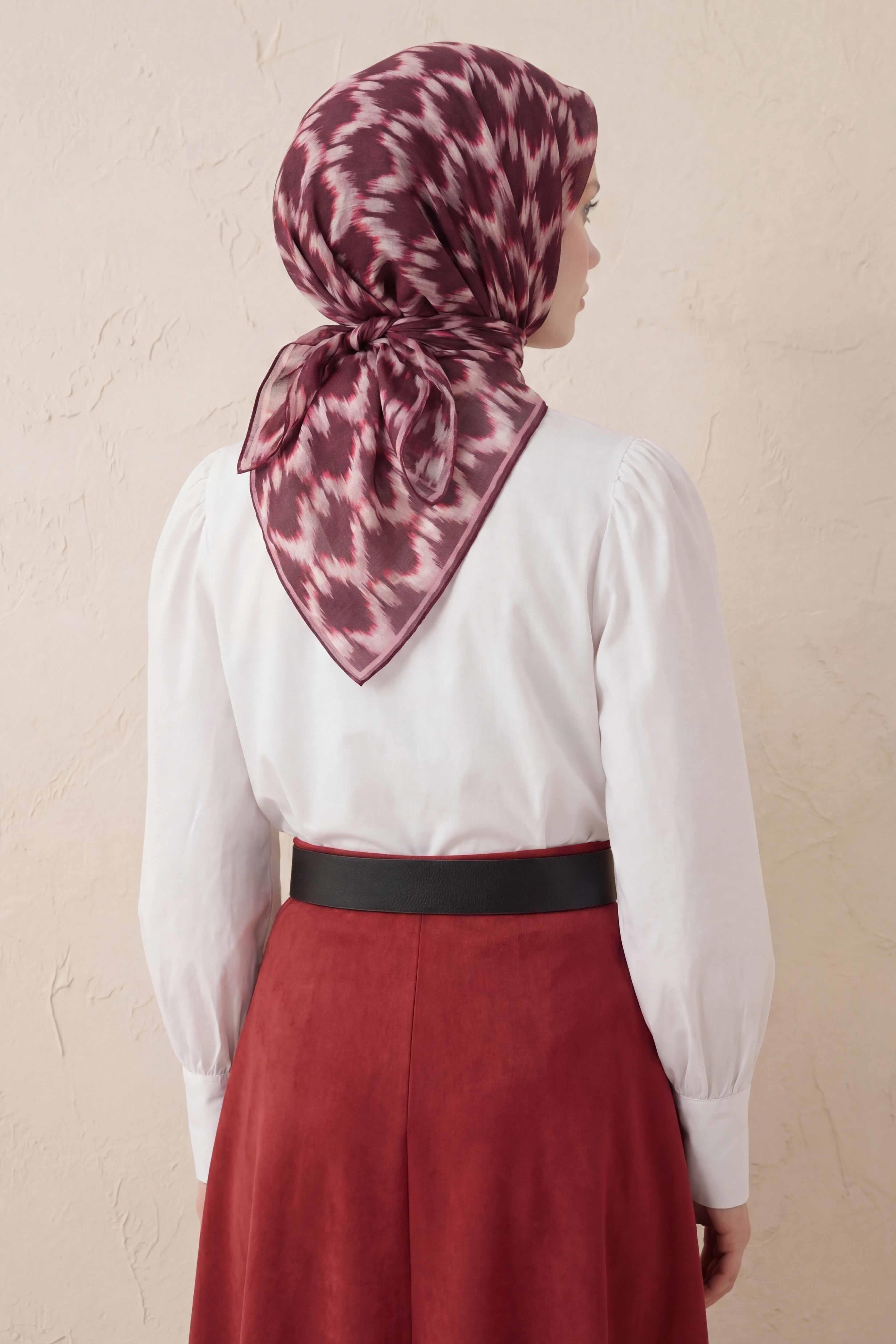 Pamuk Karışımlı Soft Eşarp Zikzak Akış Desen Mürdüm 90x90