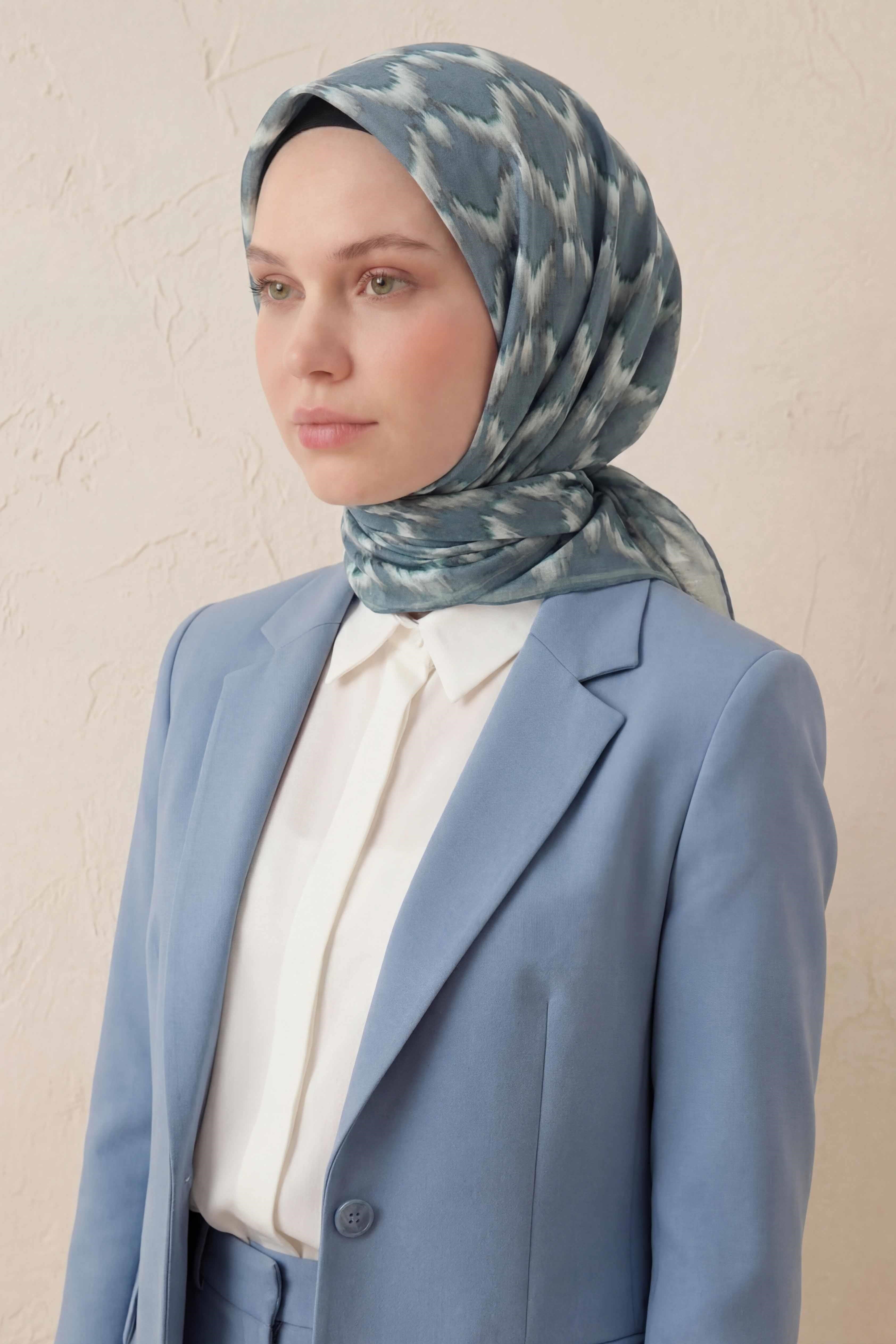 Pamuk Karışımlı Soft Eşarp Zikzak Akış Desen Çağla Yeşili 90x90
