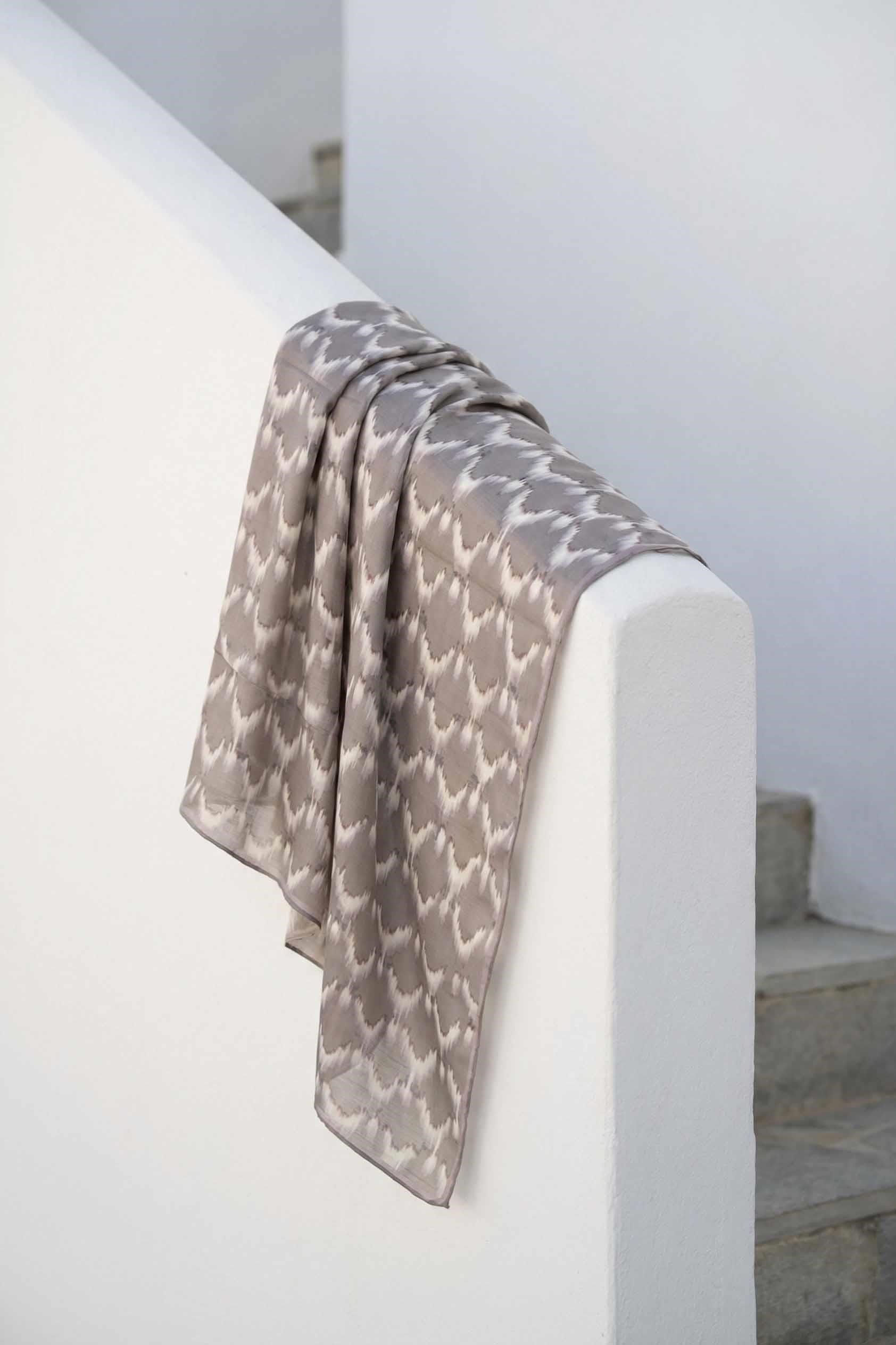 Pamuk Karışımlı Soft Eşarp Zikzak Akış Desen Yağ Yeşili 90x90