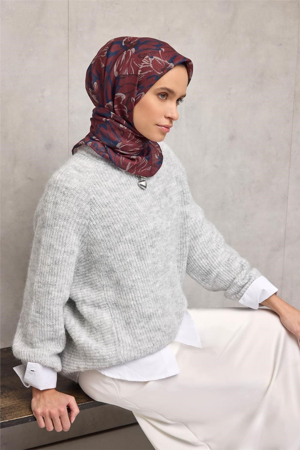 Pamuk Polyester Eşarp Kiremit-Bordo Taş Lacivert Siyah Botanik Desenli Soft Dokulu Tok Duruşlu 90x90