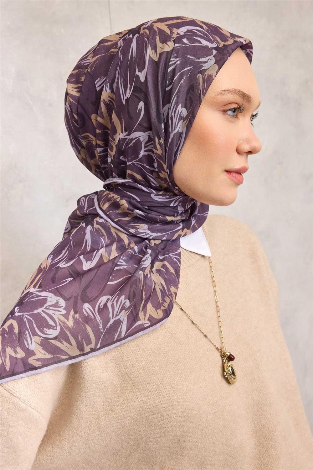 Pamuk Polyester Eşarp Mor-Lila Gold Botanik Desenli Soft Dokulu Tok Duruşlu 90x90