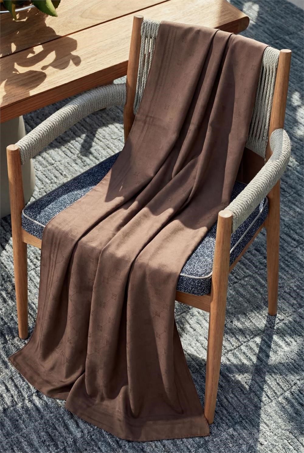 Pamuk Polyester Liva Şal Acı Kahve Nefes Alan Dokulu 90x200