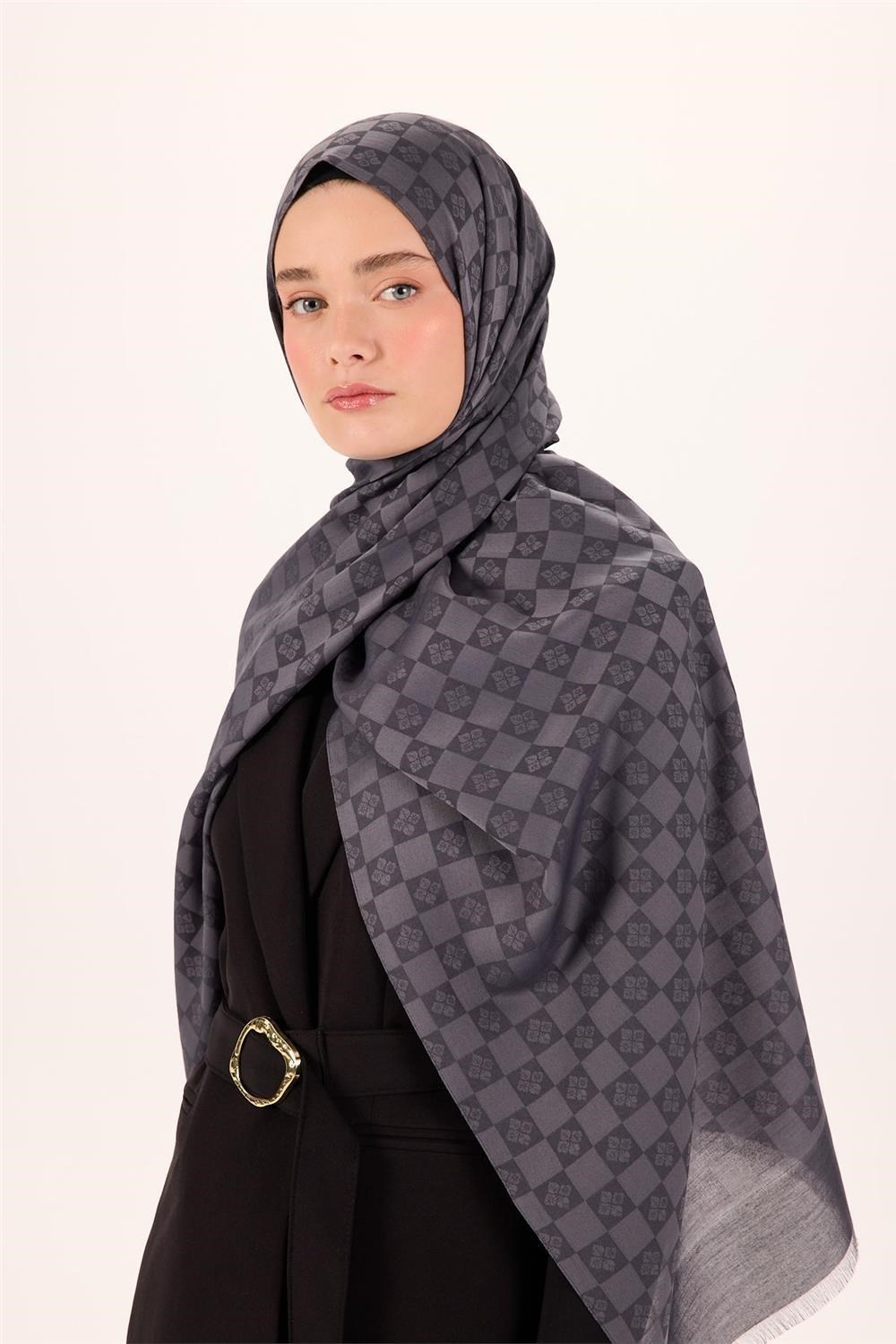 Pamuk Polyester Liva Şal Açık Gri Desenli Tok Duruşlu 90x200