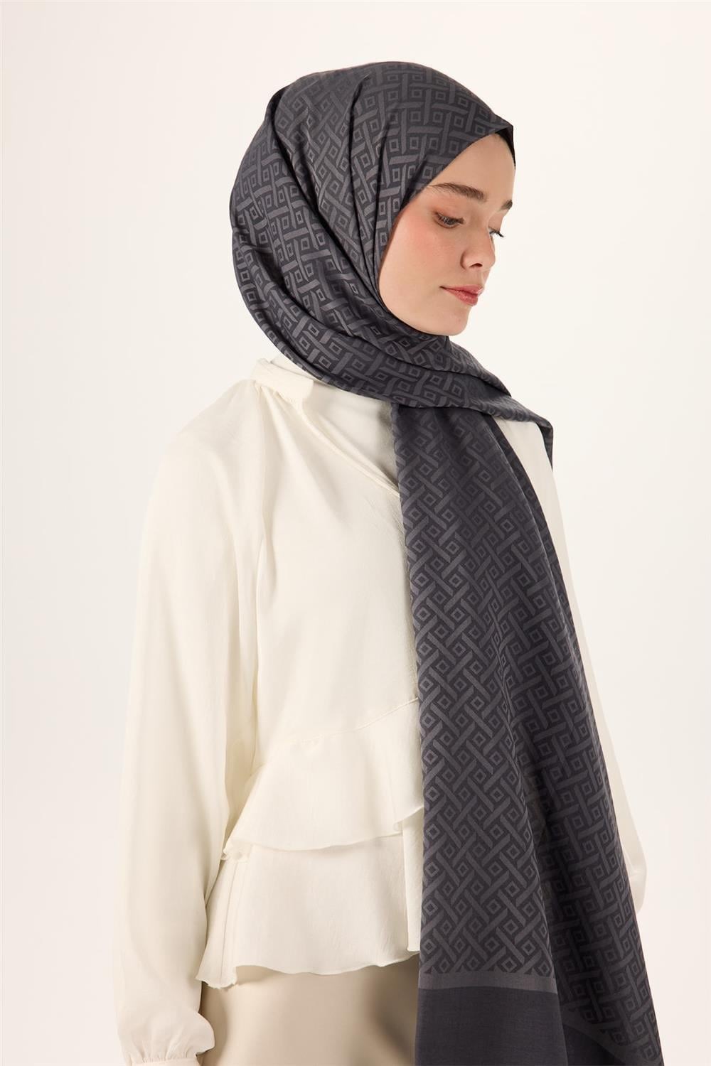 Pamuk Polyester Liva Şal Gri Desenli Dokulu Nefes Alan 90x200