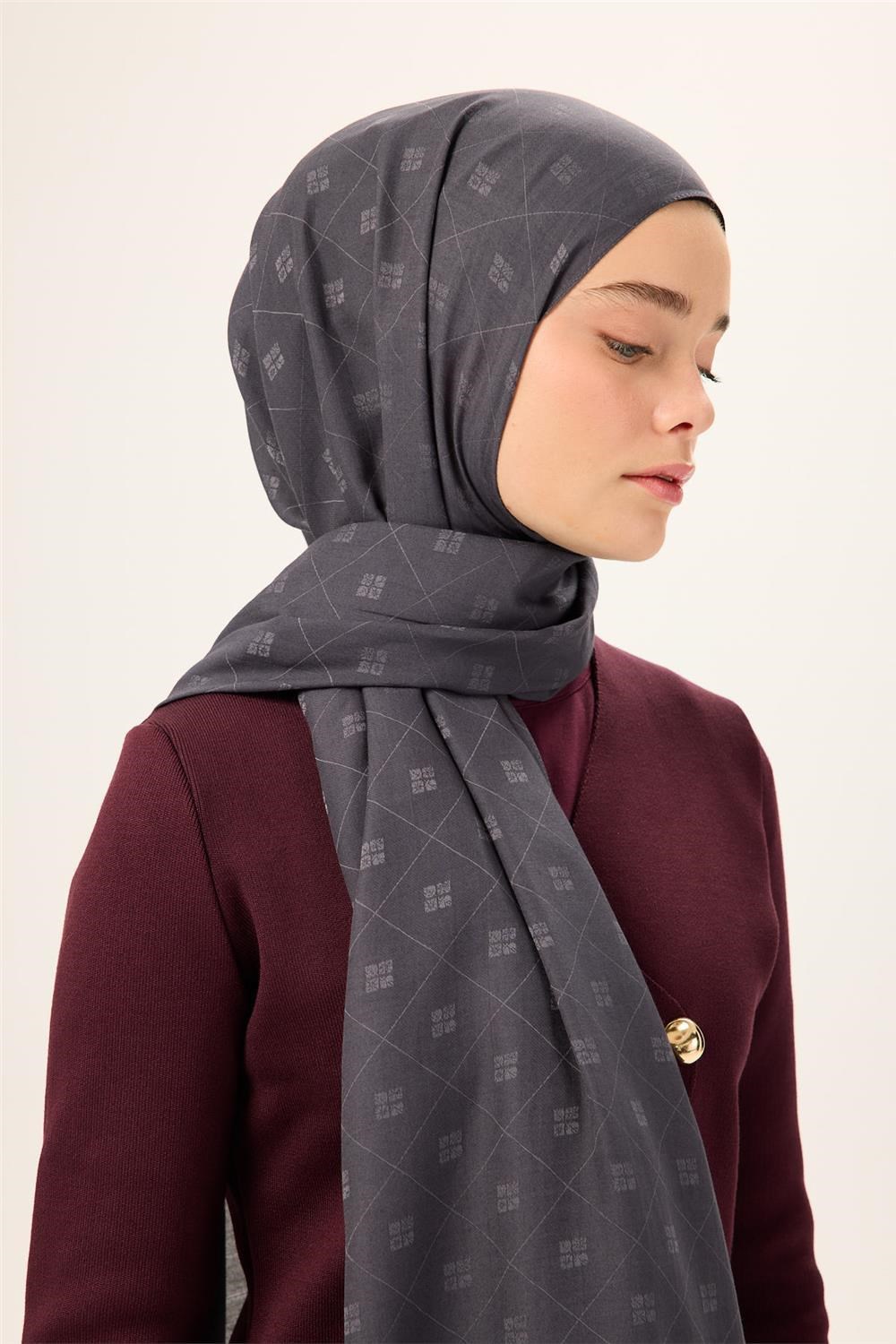 Pamuk Polyester Liva Şal Gri Desenli Tok Duruşlu 90x200