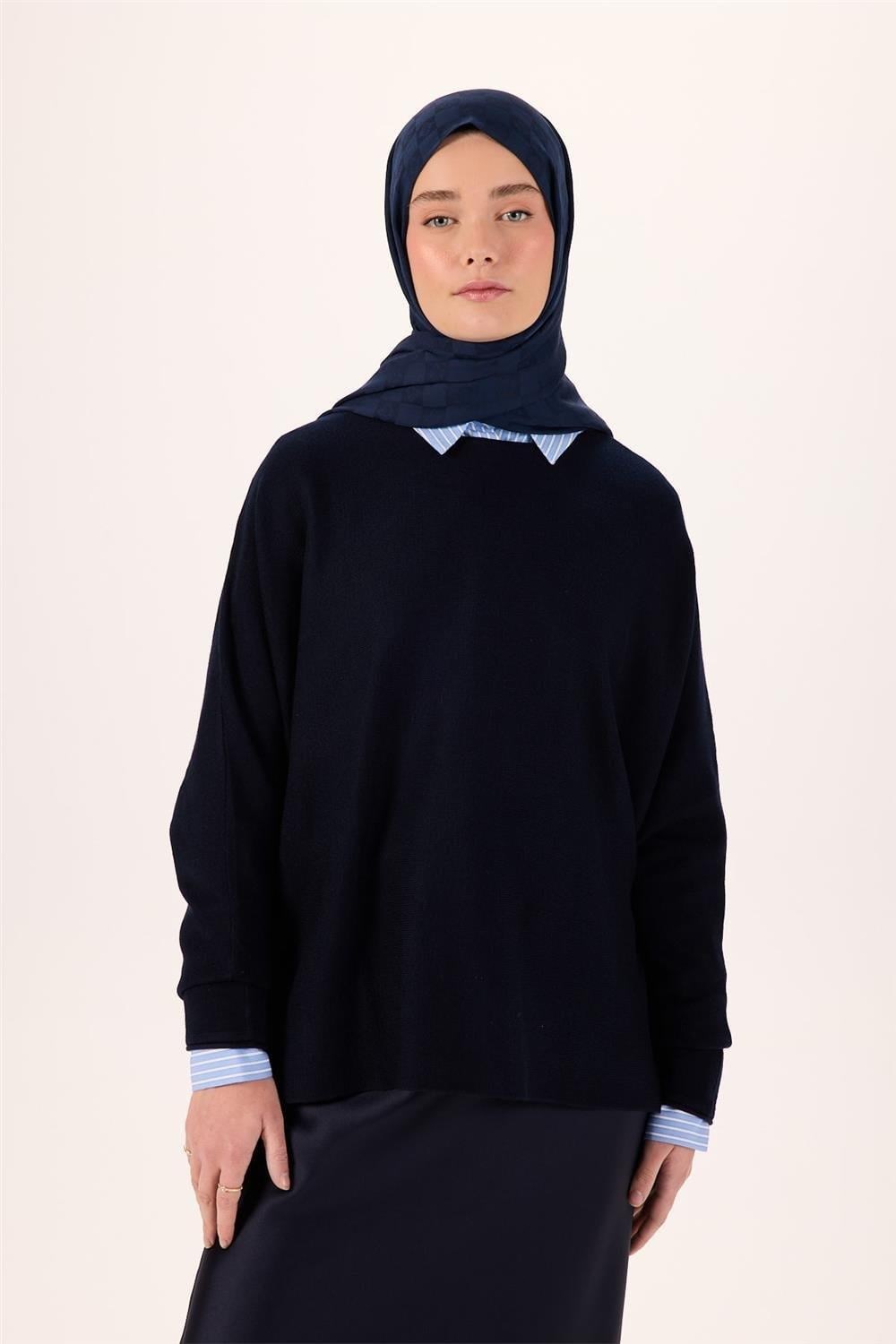 Pamuk Polyester Liva Şal Lacivert Dokulu Nefes Alan 90x200