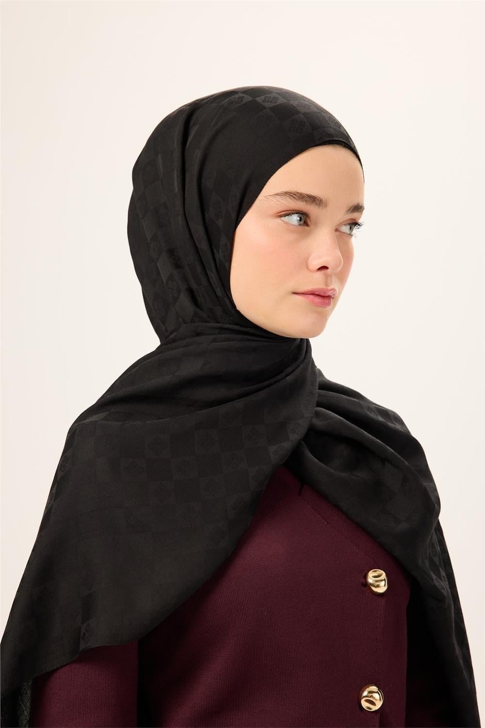 Pamuk Polyester Liva Şal Siyah Düz Tok Duruşlu 90x200