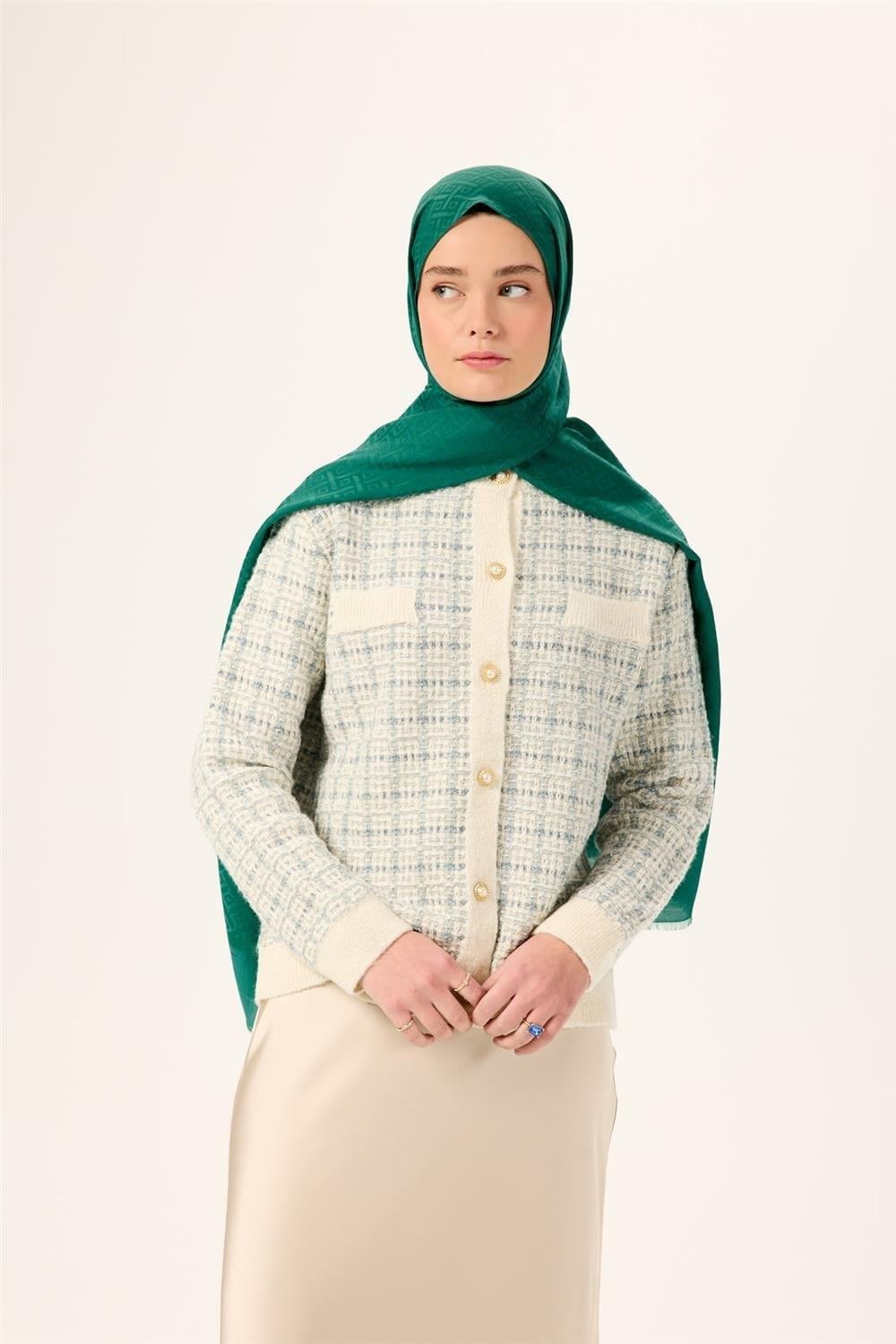 Pamuk Polyester Liva Şal Yeşil Düz Tok Duruşlu 90x200