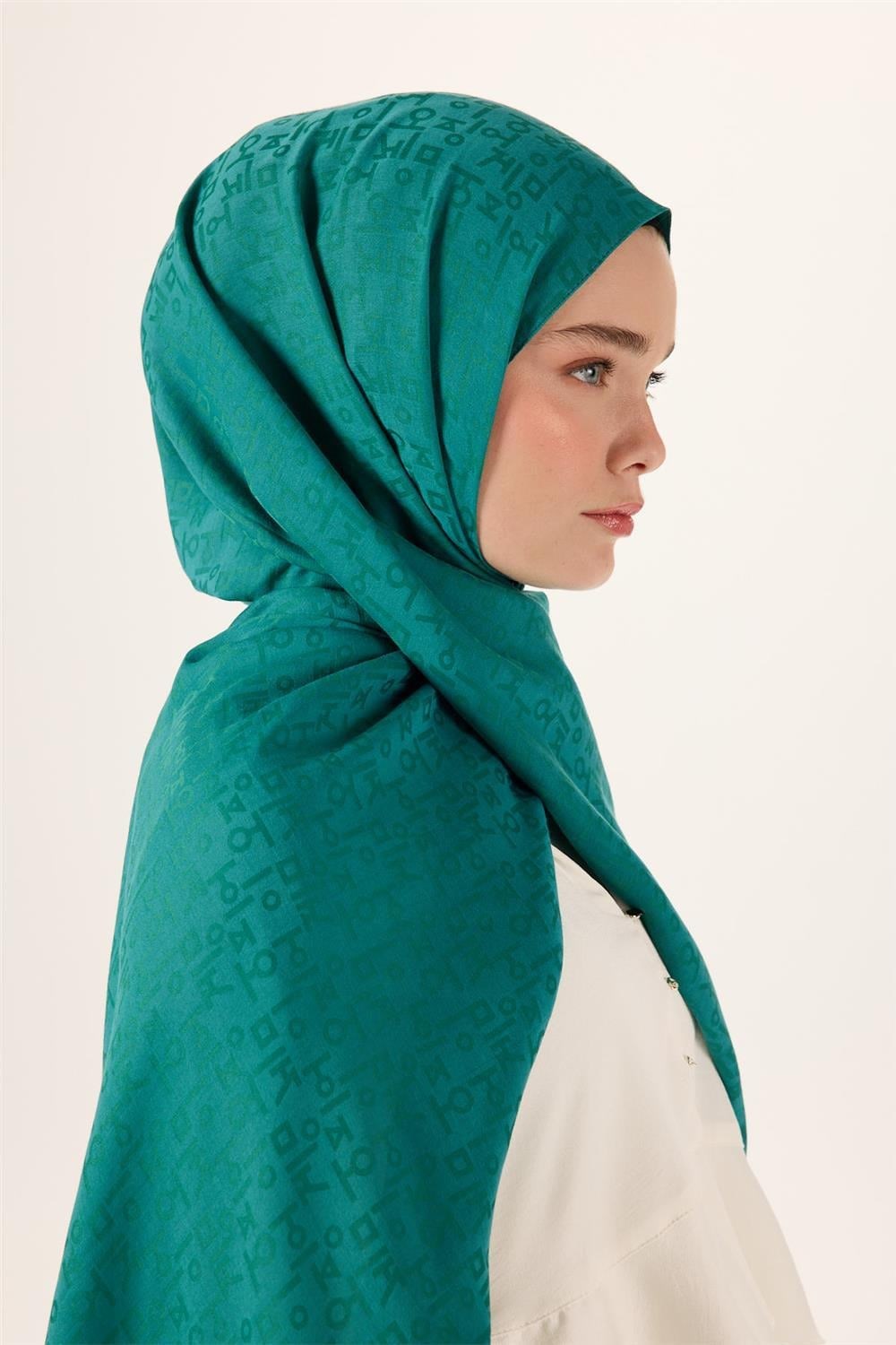 Pamuk Polyester Liva Şal Yeşil Kaymaz Tok Duruşlu 90x200