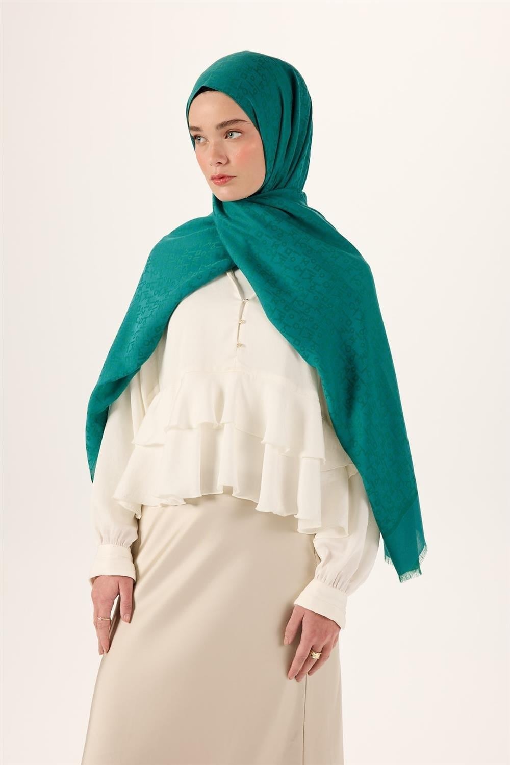 Pamuk Polyester Liva Şal Yeşil Kaymaz Tok Duruşlu 90x200