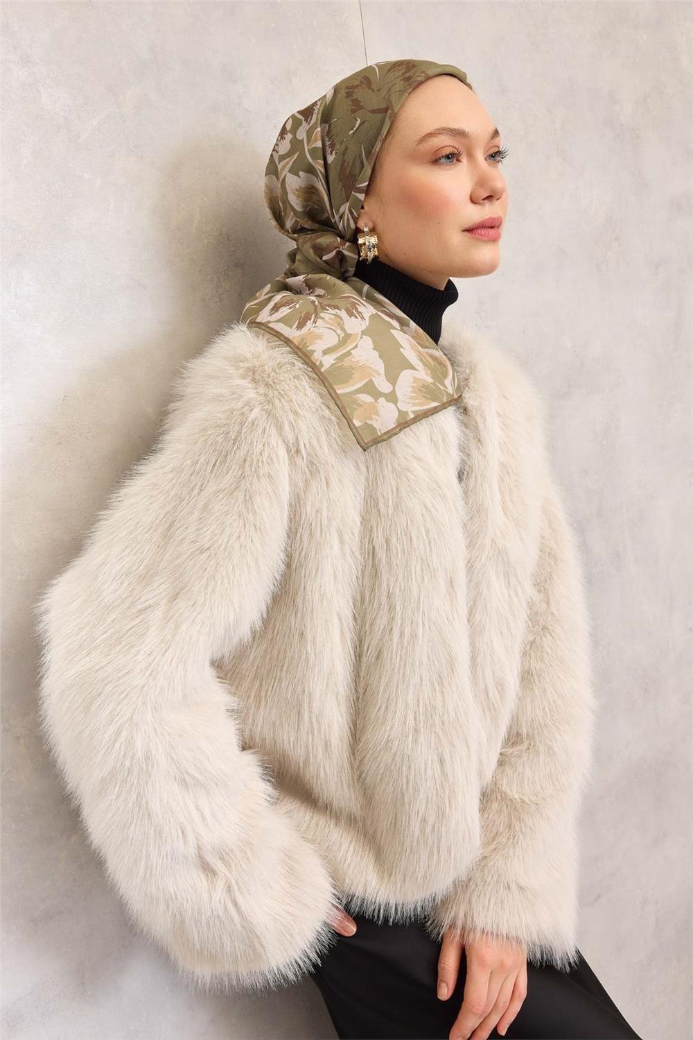 Pamuk Polyester Soft Eşarp Büyük Papatya Desen Adaçayı Yeşili 90x90