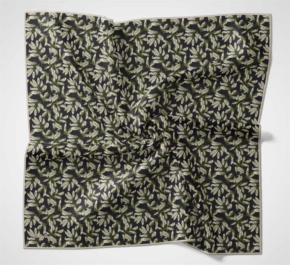 Pamuk Polyester Soft Eşarp Çiçek Desen Duman Siyahı 90*90