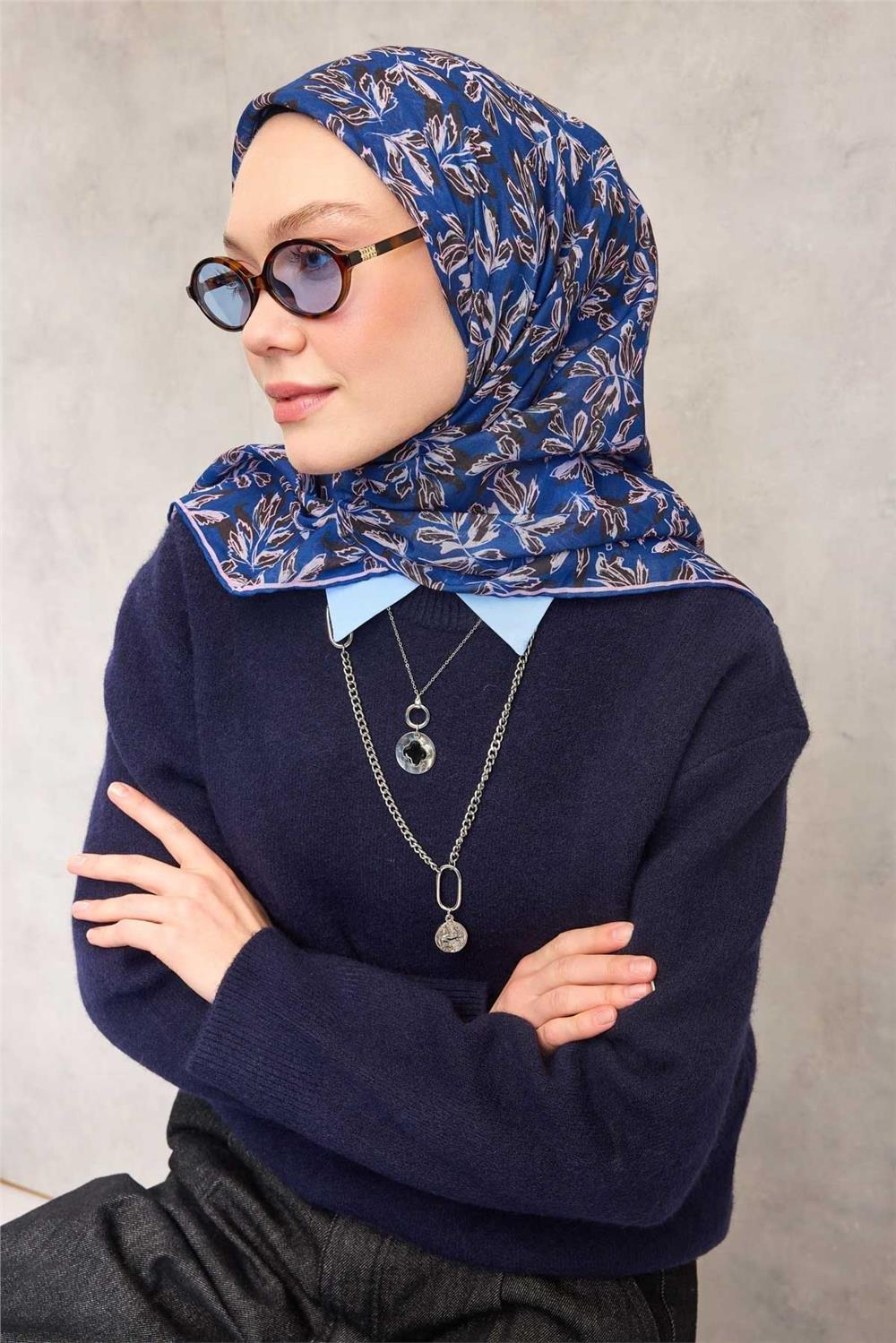 Pamuk Polyester Soft Eşarp Çiçek Desen Saks Mavisi 90*90