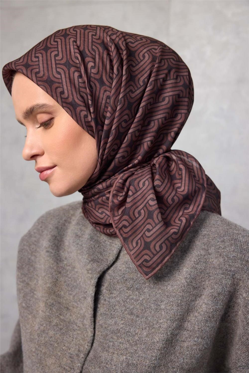 Pamuk Polyester Soft Eşarp Geometrik Desen Koyu Siyah 90x90