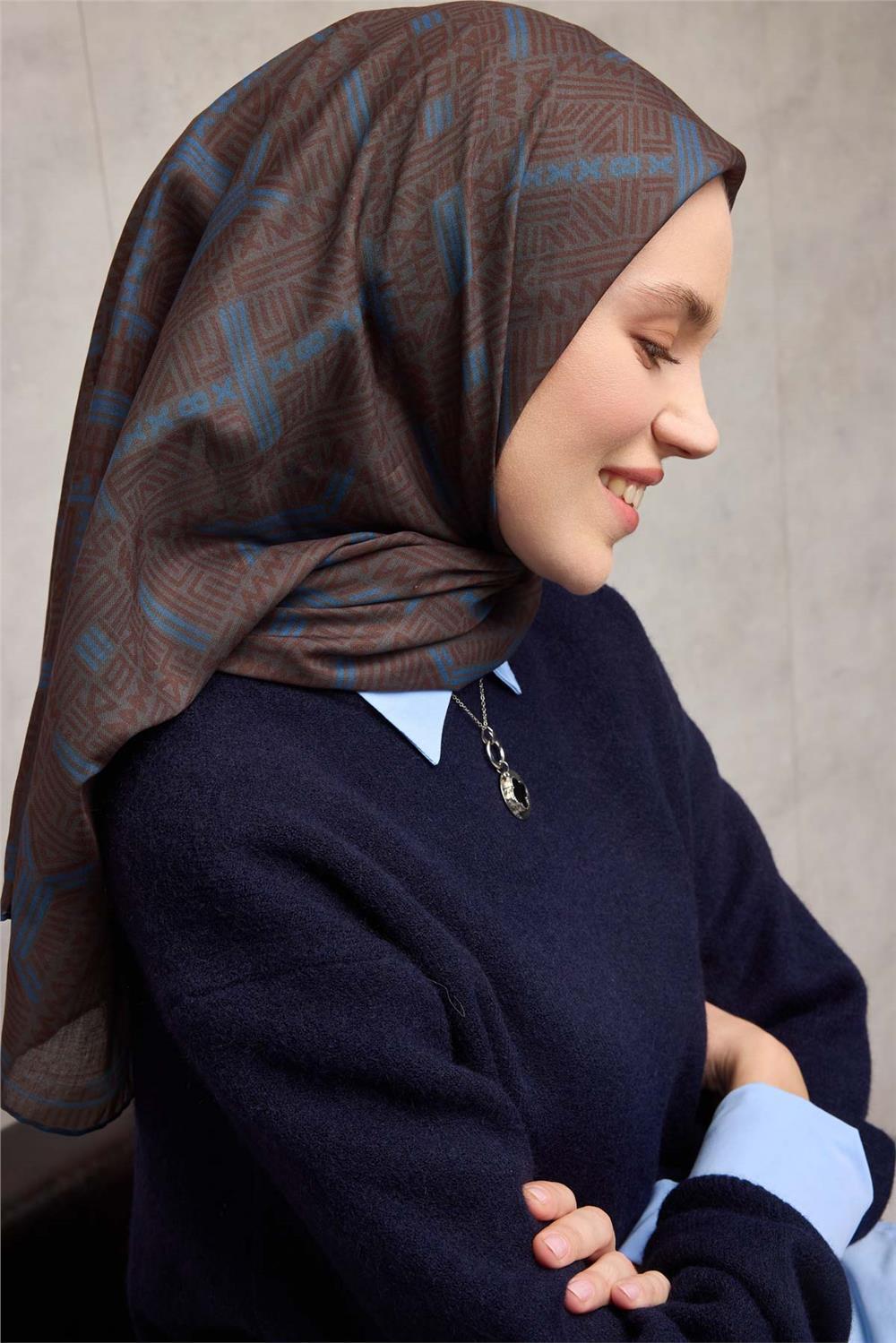 Pamuk Polyester Soft Eşarp Geometrik Desen Açık Kahverengi 90*90