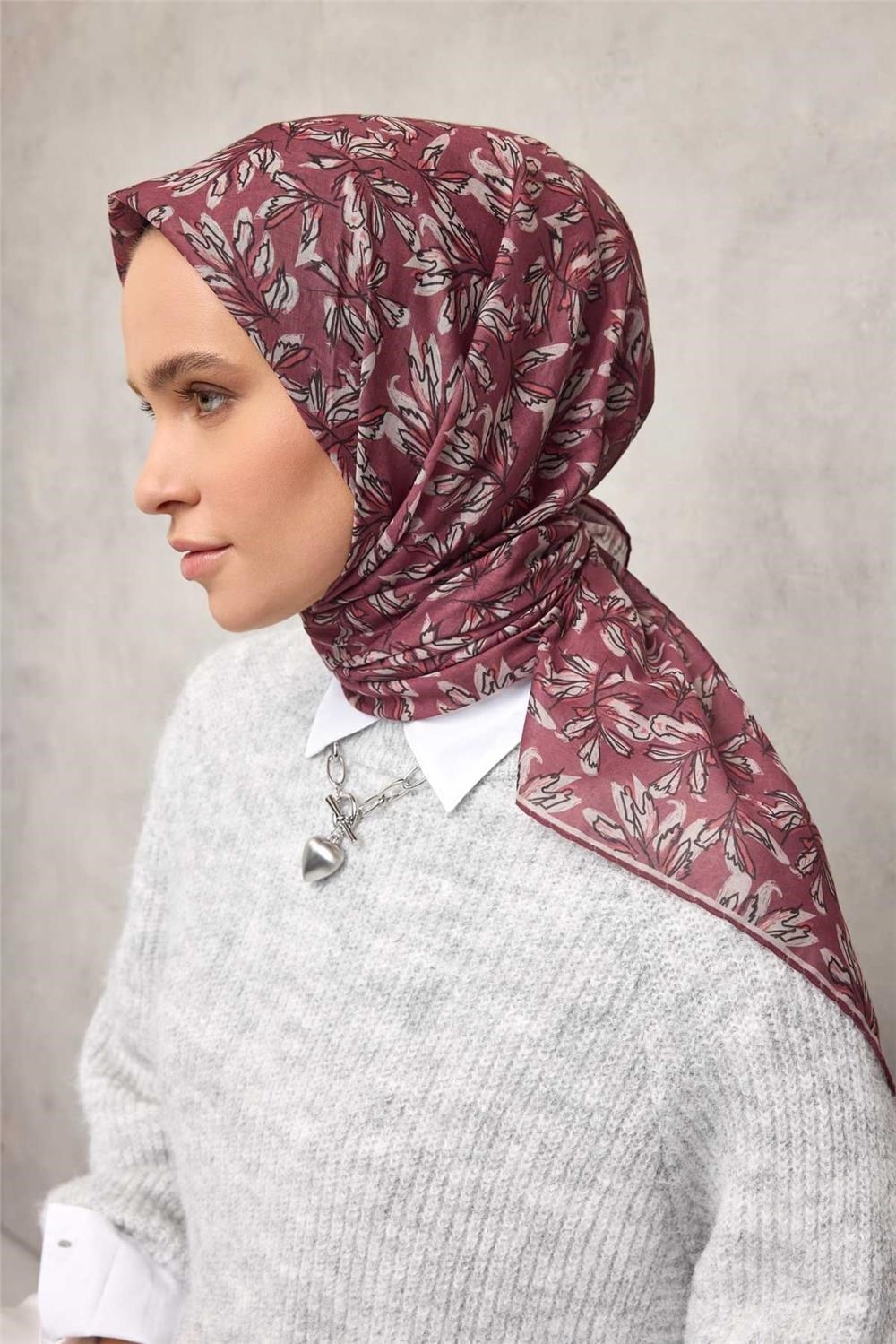 Pamuk Polyester Soft Eşarp Gül Kurusu Çiçek Desenli Kaymaz Dokulu 90x90